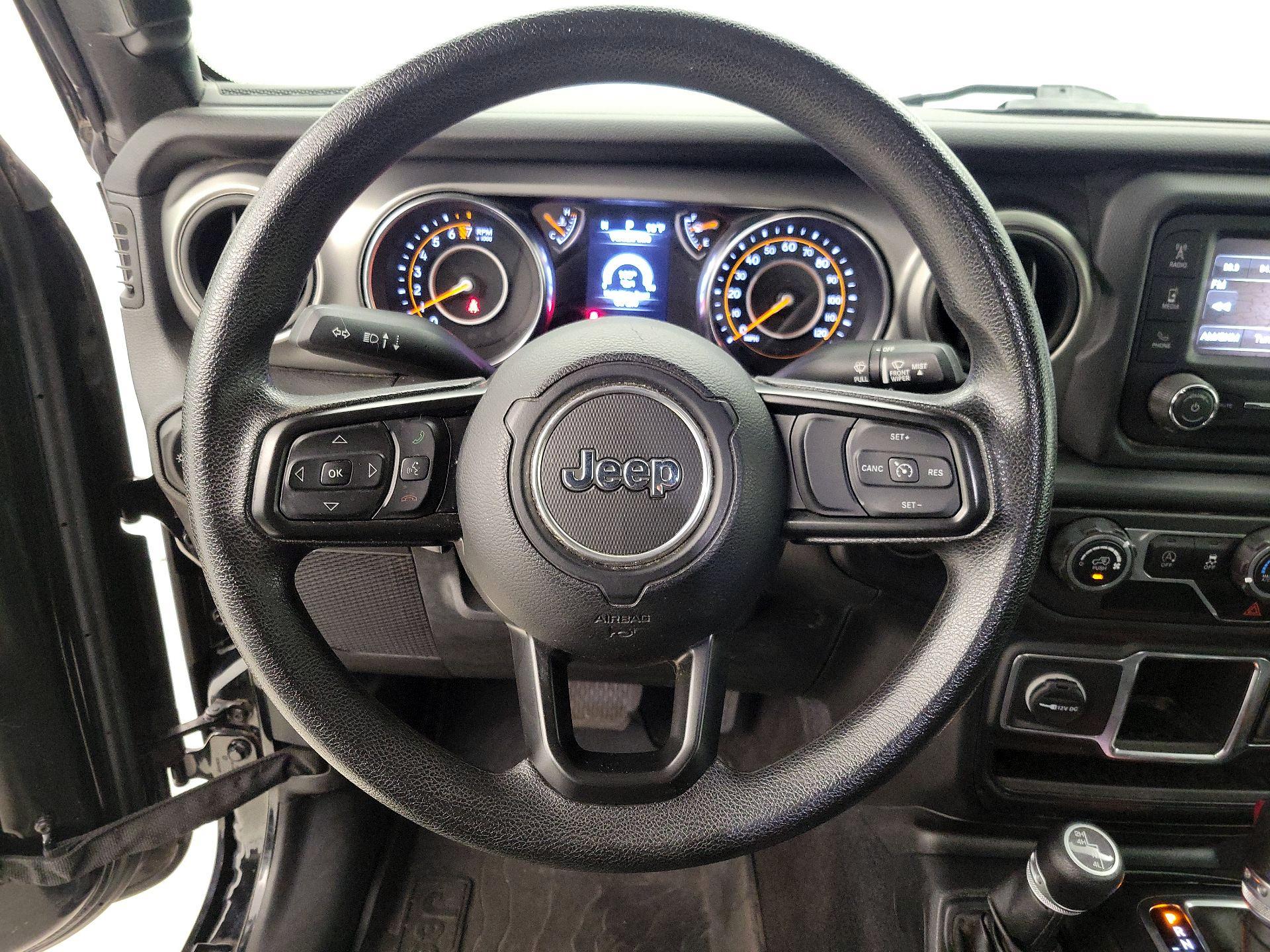 Thumbnail: 2021 Jeep Wrangler - 10