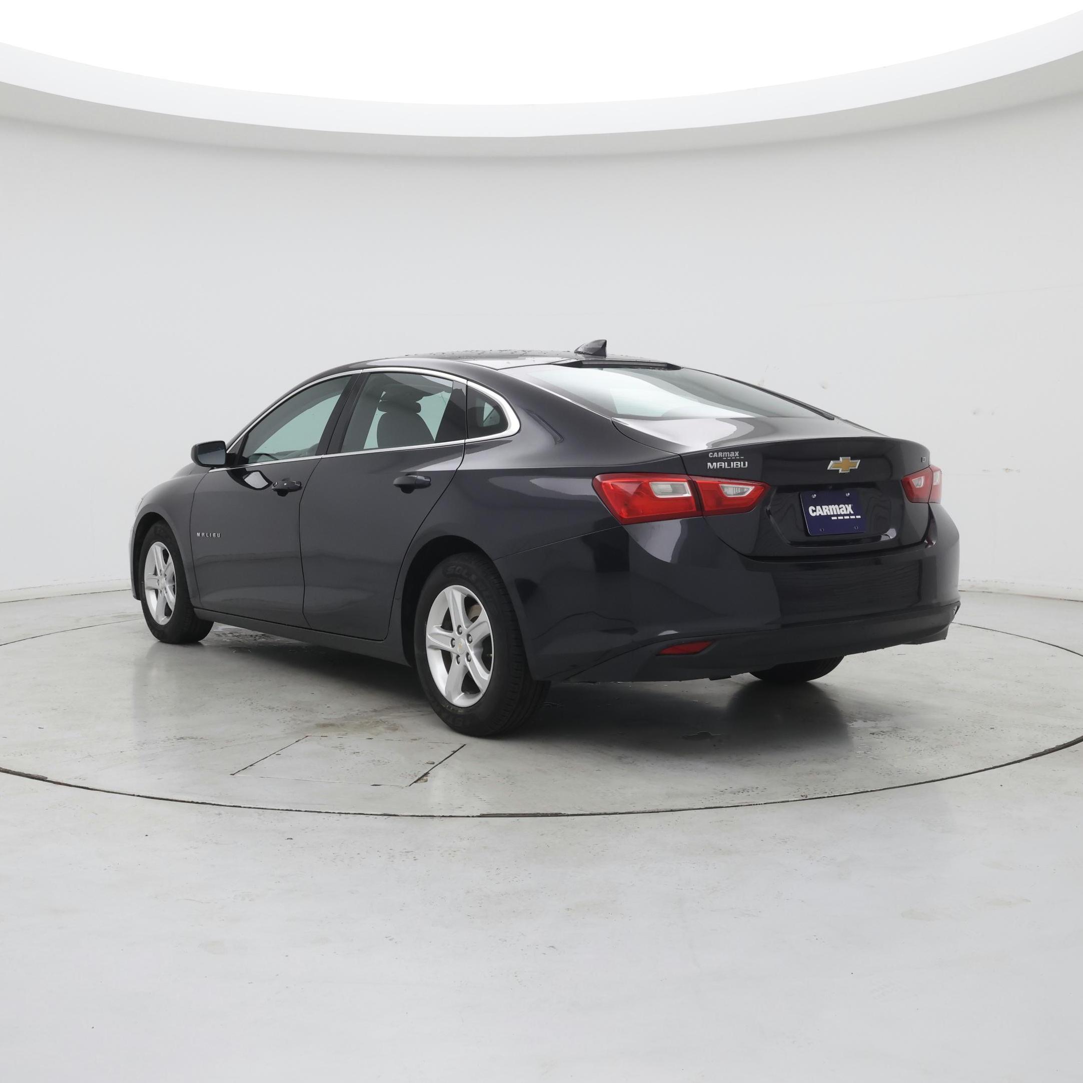 Thumbnail: 2023 Chevrolet Malibu - 2
