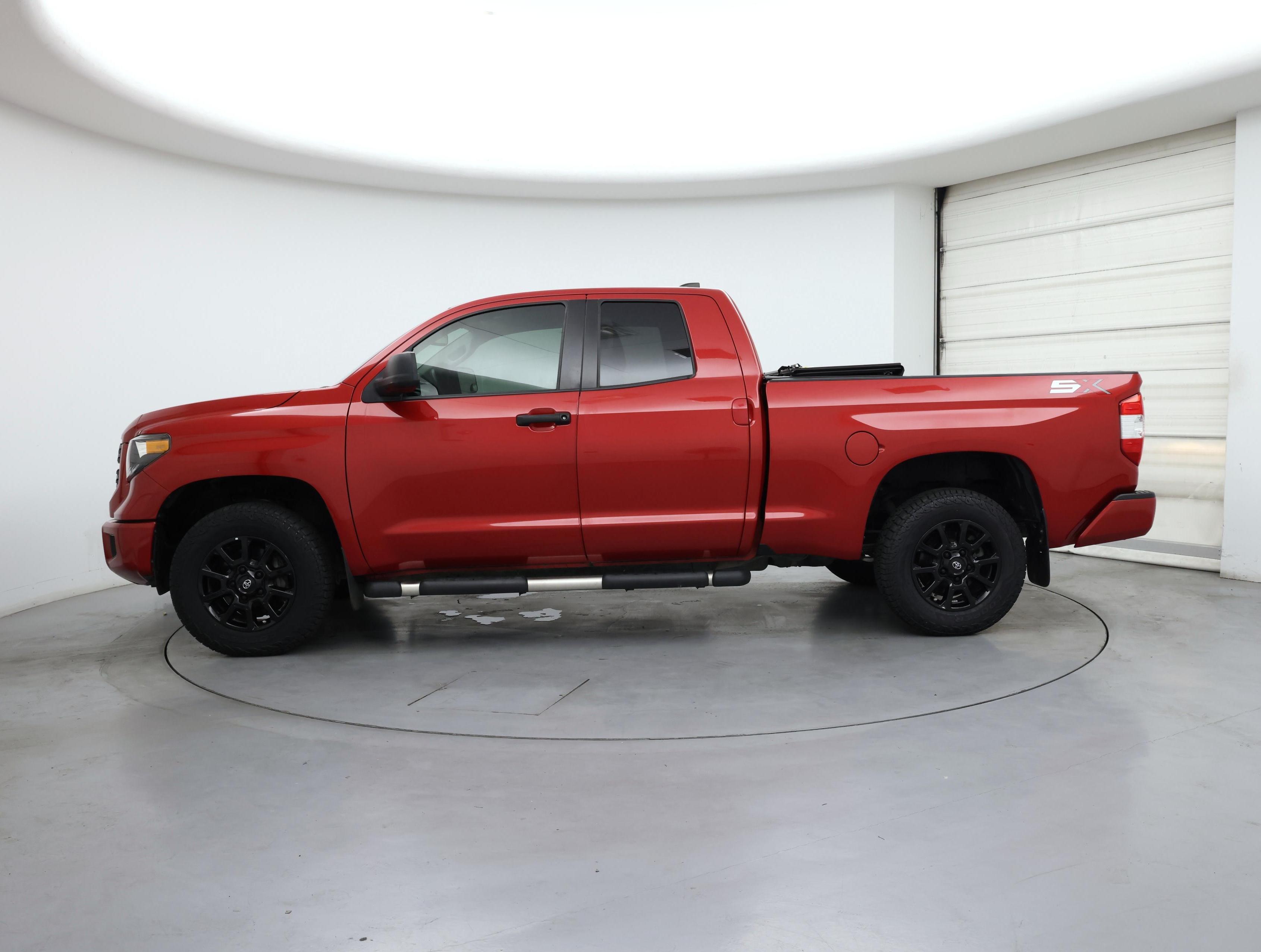 Thumbnail: 2020 Toyota Tundra - 3