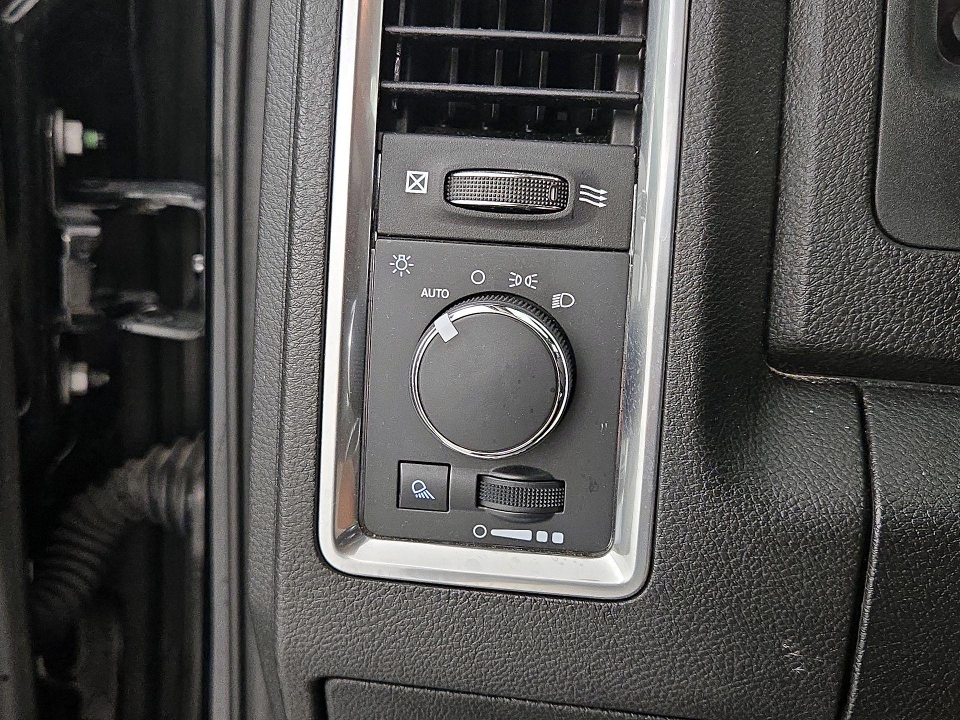 Thumbnail: 2023 RAM 1500 Classic - 13