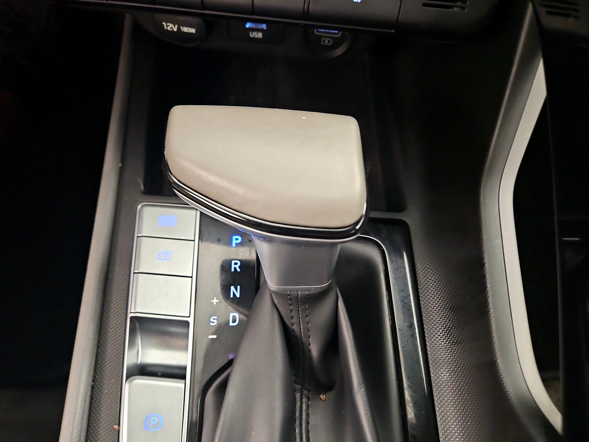 Thumbnail: 2021 Hyundai Elantra - 17