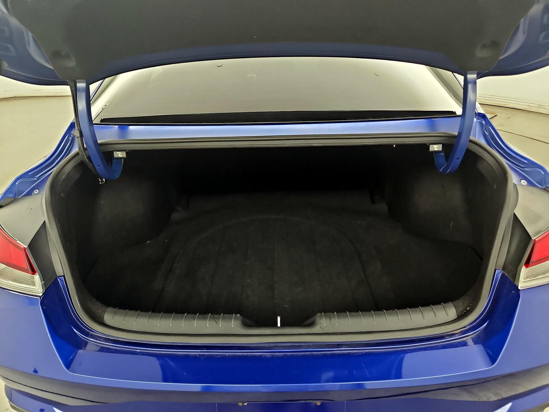 Thumbnail: 2021 Hyundai Elantra - 20
