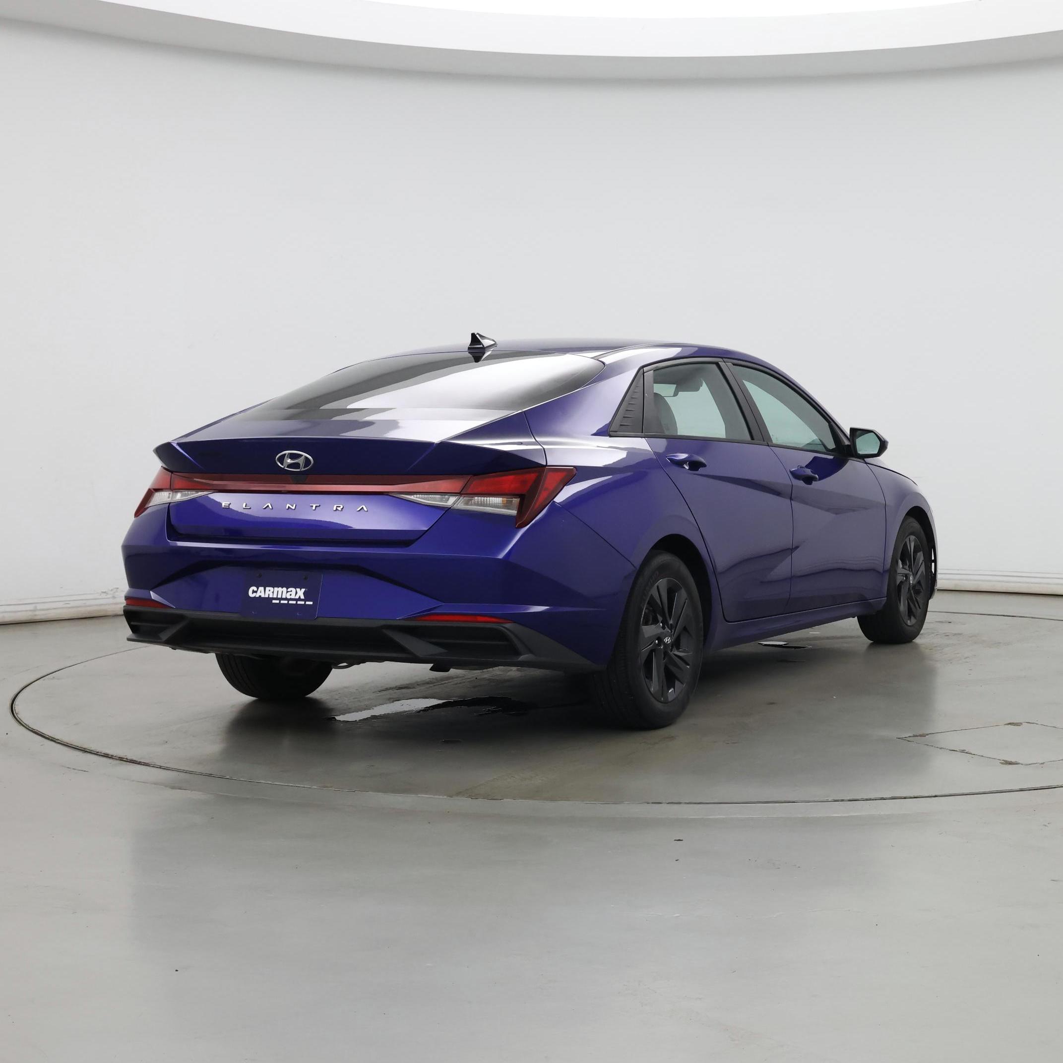 Thumbnail: 2021 Hyundai Elantra - 8