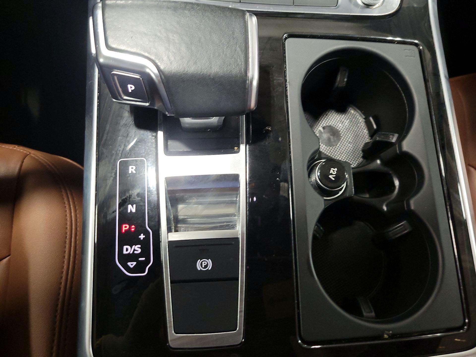 Thumbnail: 2021 Audi Q7 - 18