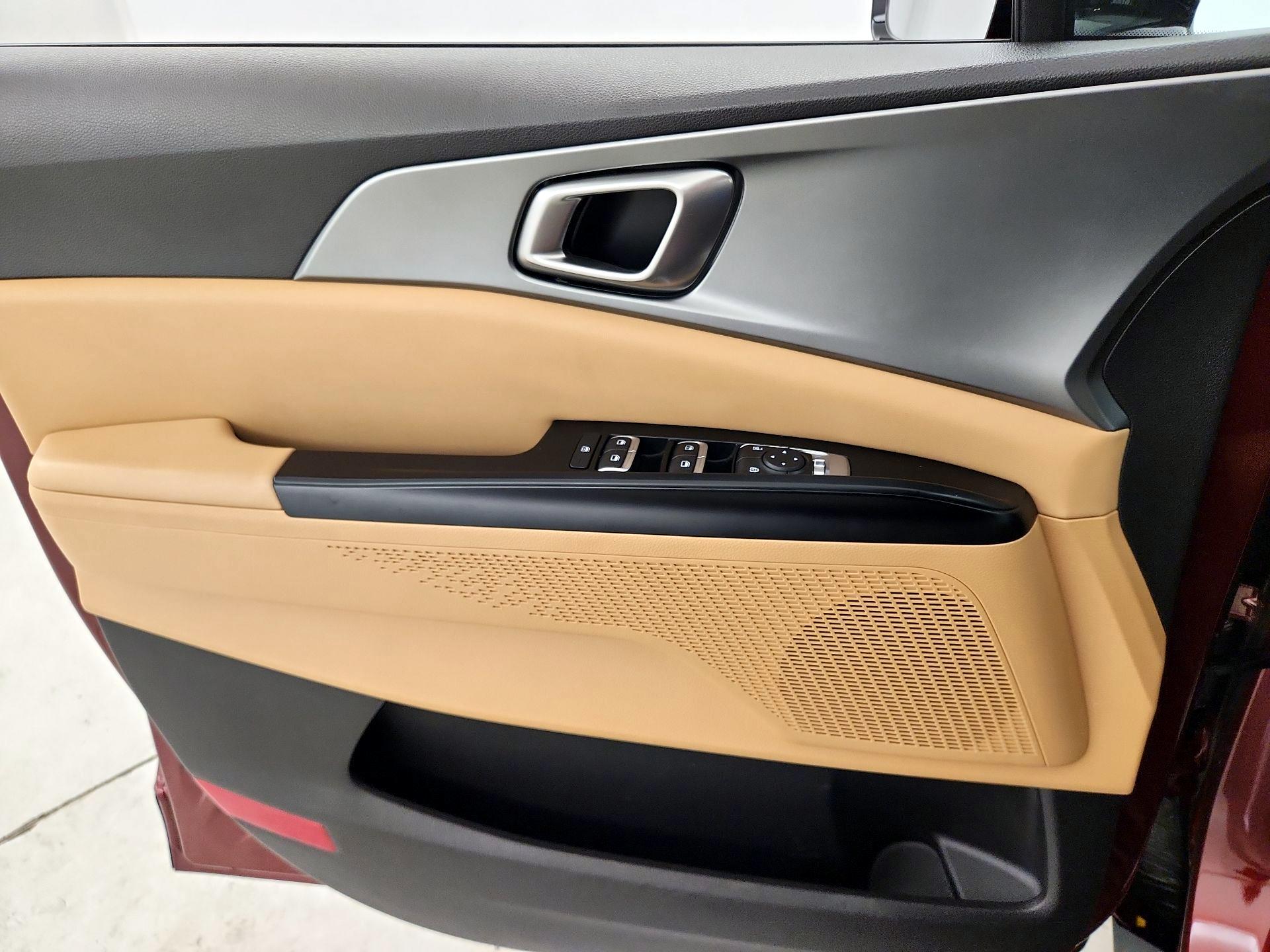 Thumbnail: 2024 Kia Carnival - 12