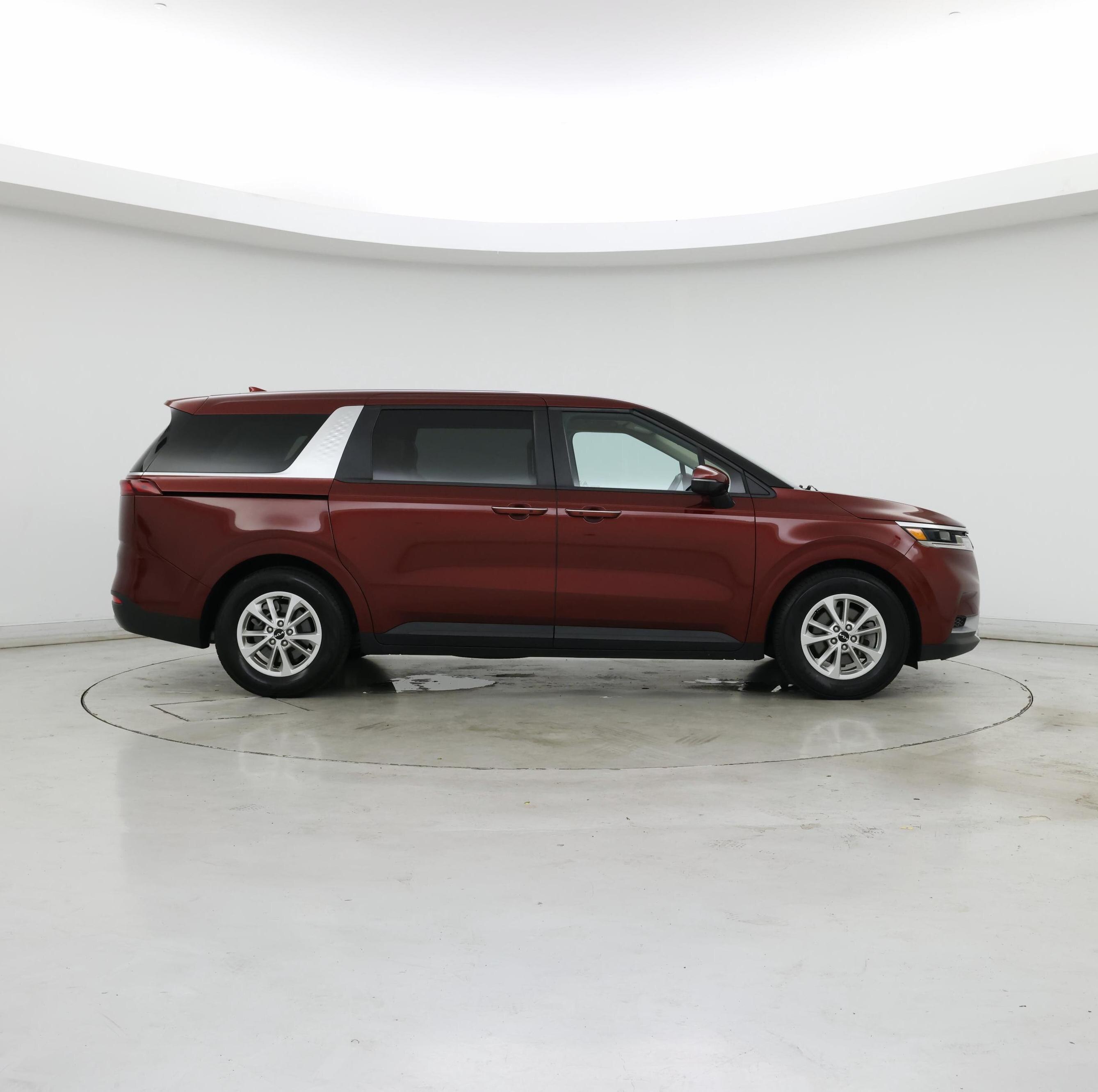 Thumbnail: 2024 Kia Carnival - 7