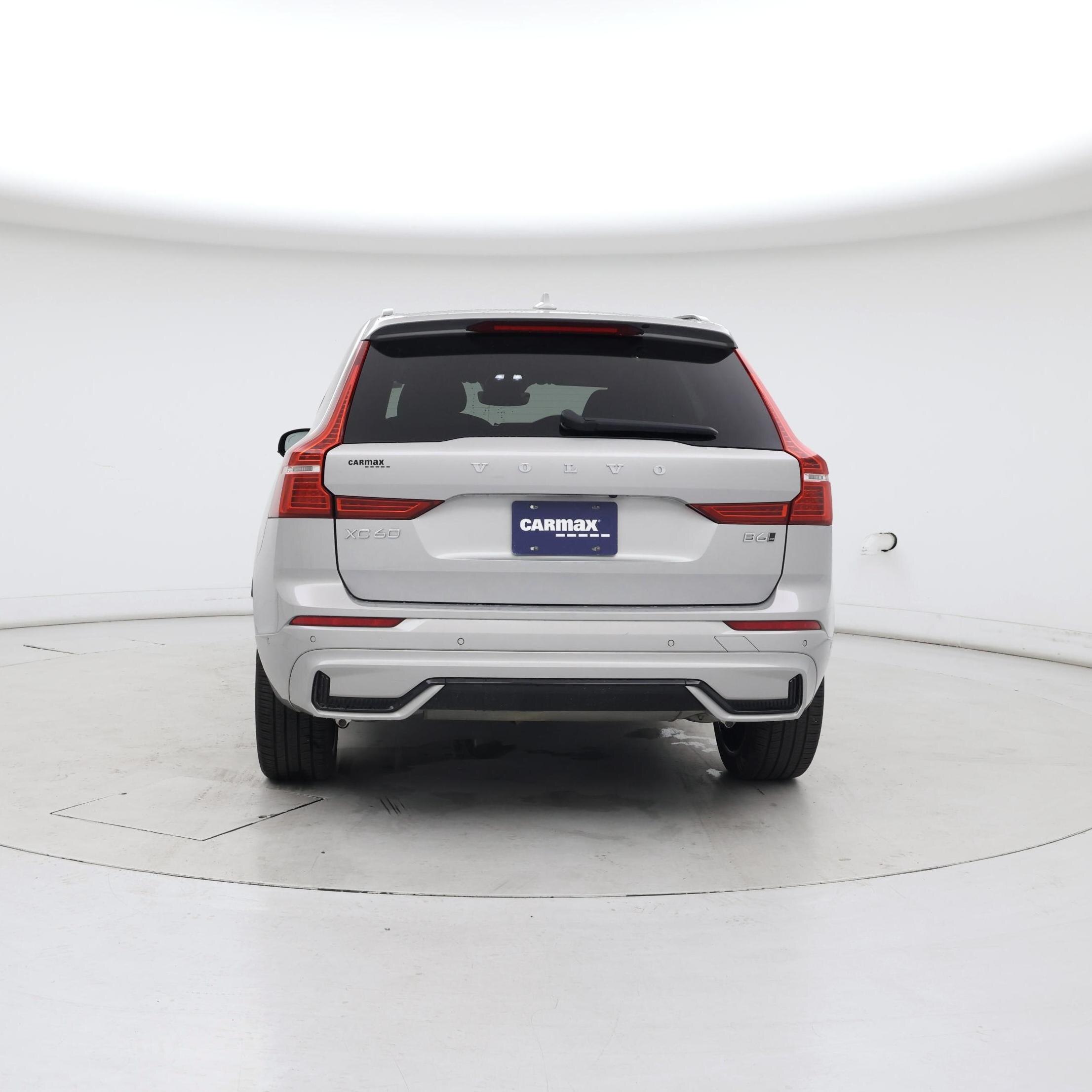 Thumbnail: 2022 Volvo XC60 - 6