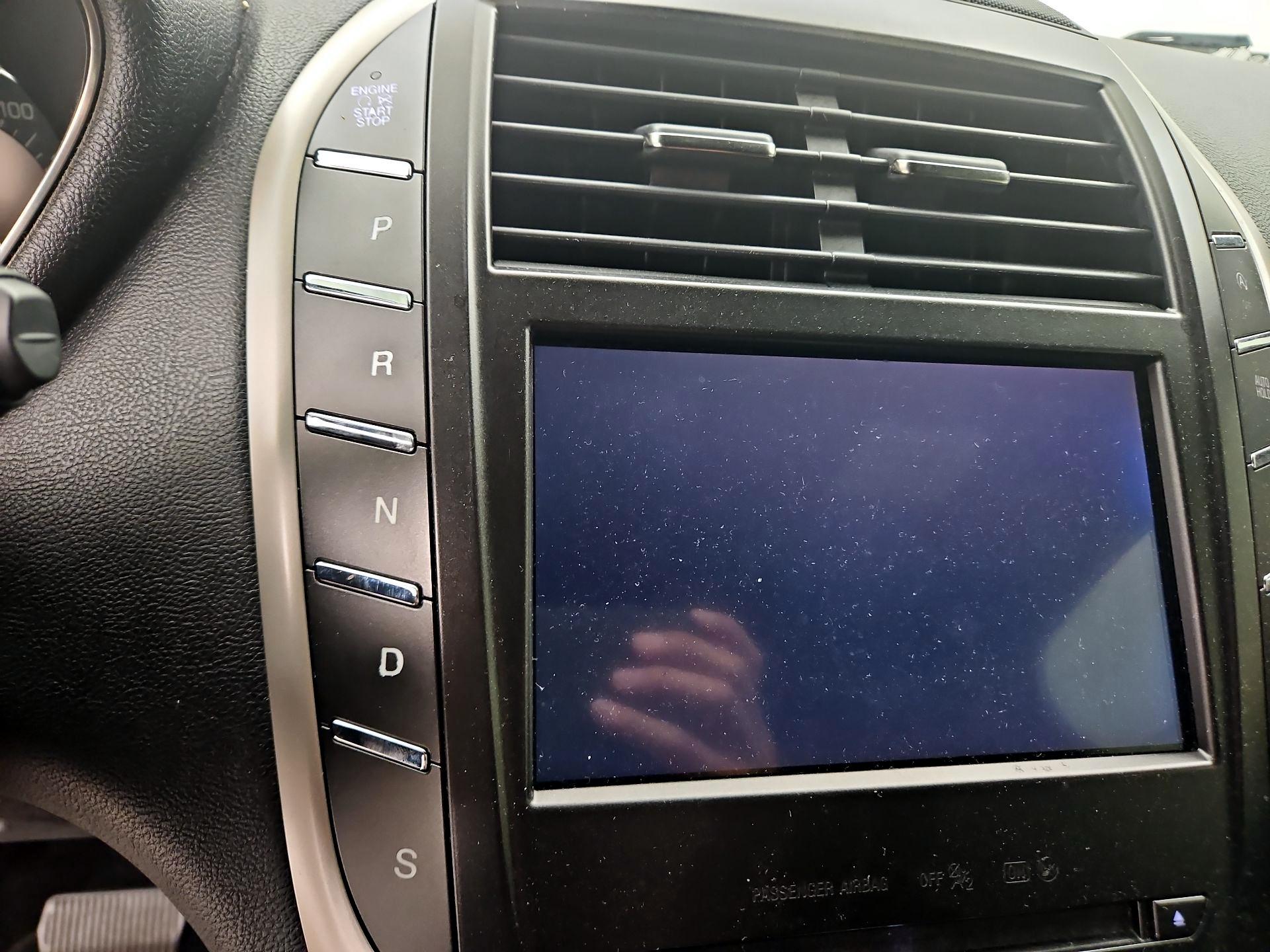 Thumbnail: 2018 Lincoln MKC - 18