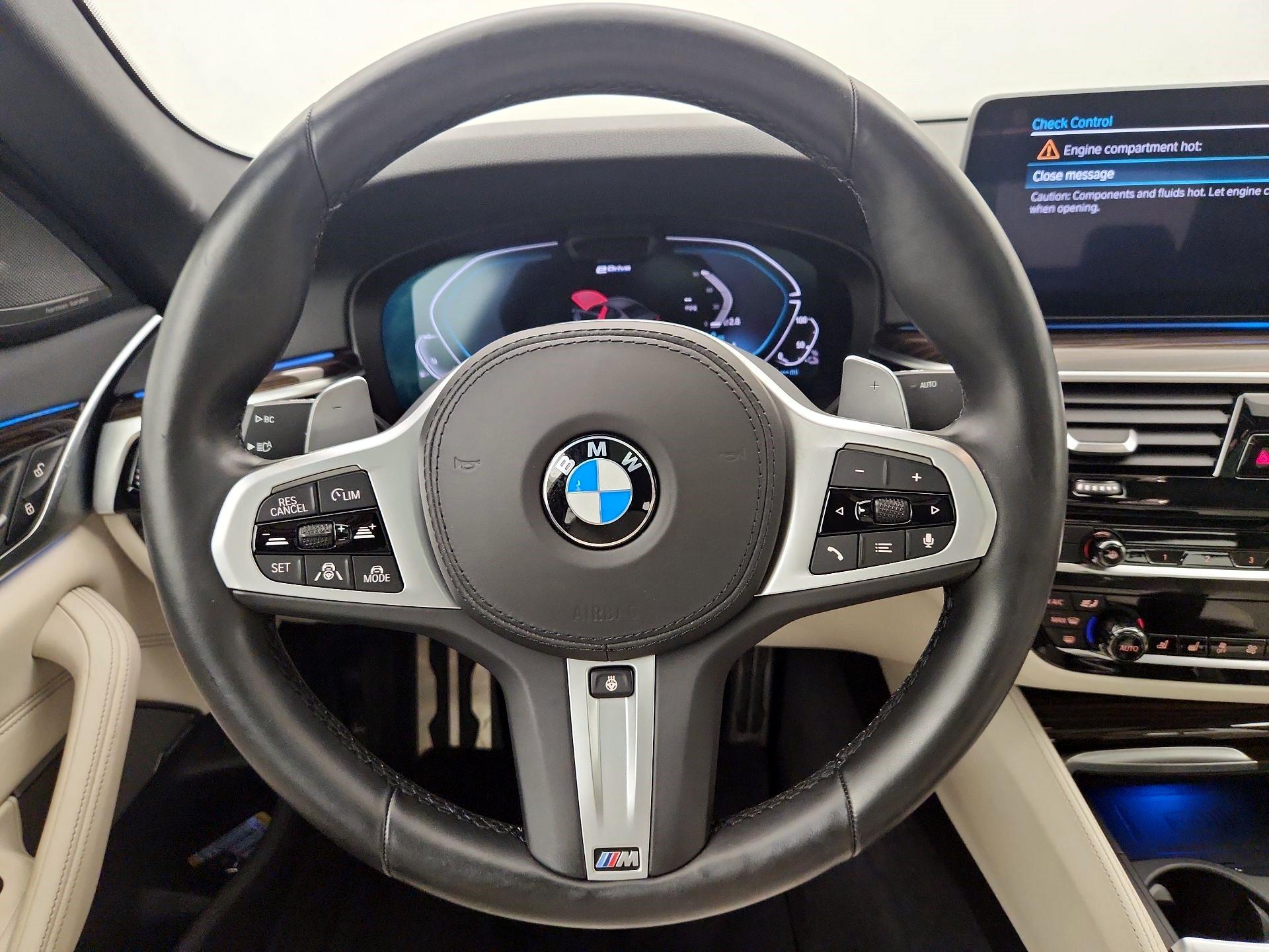 Thumbnail: 2021 BMW 5 Series - 10