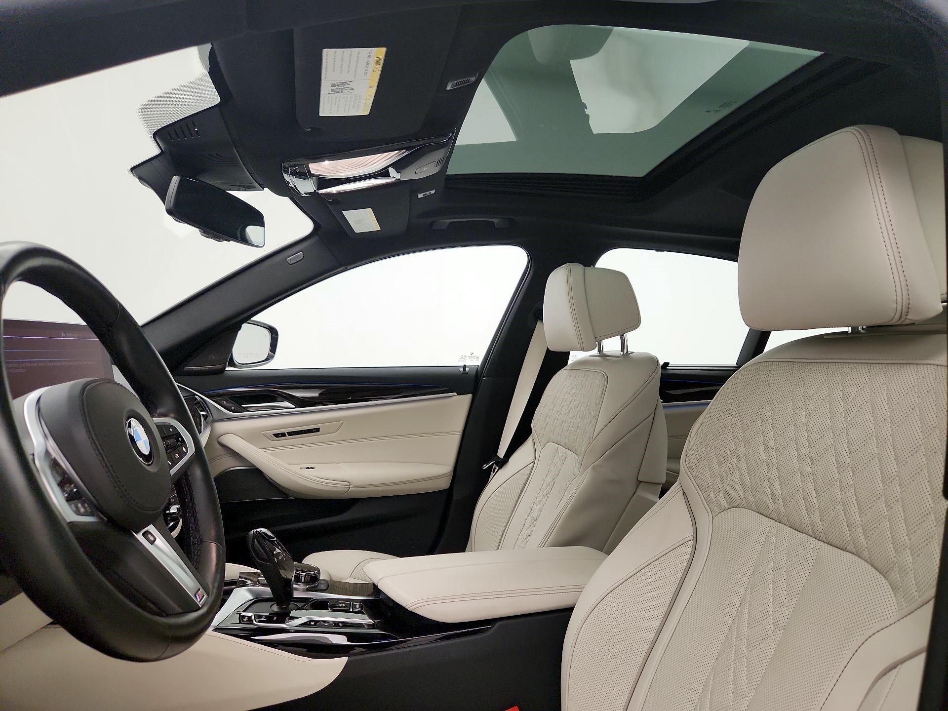 Thumbnail: 2021 BMW 5 Series - 20