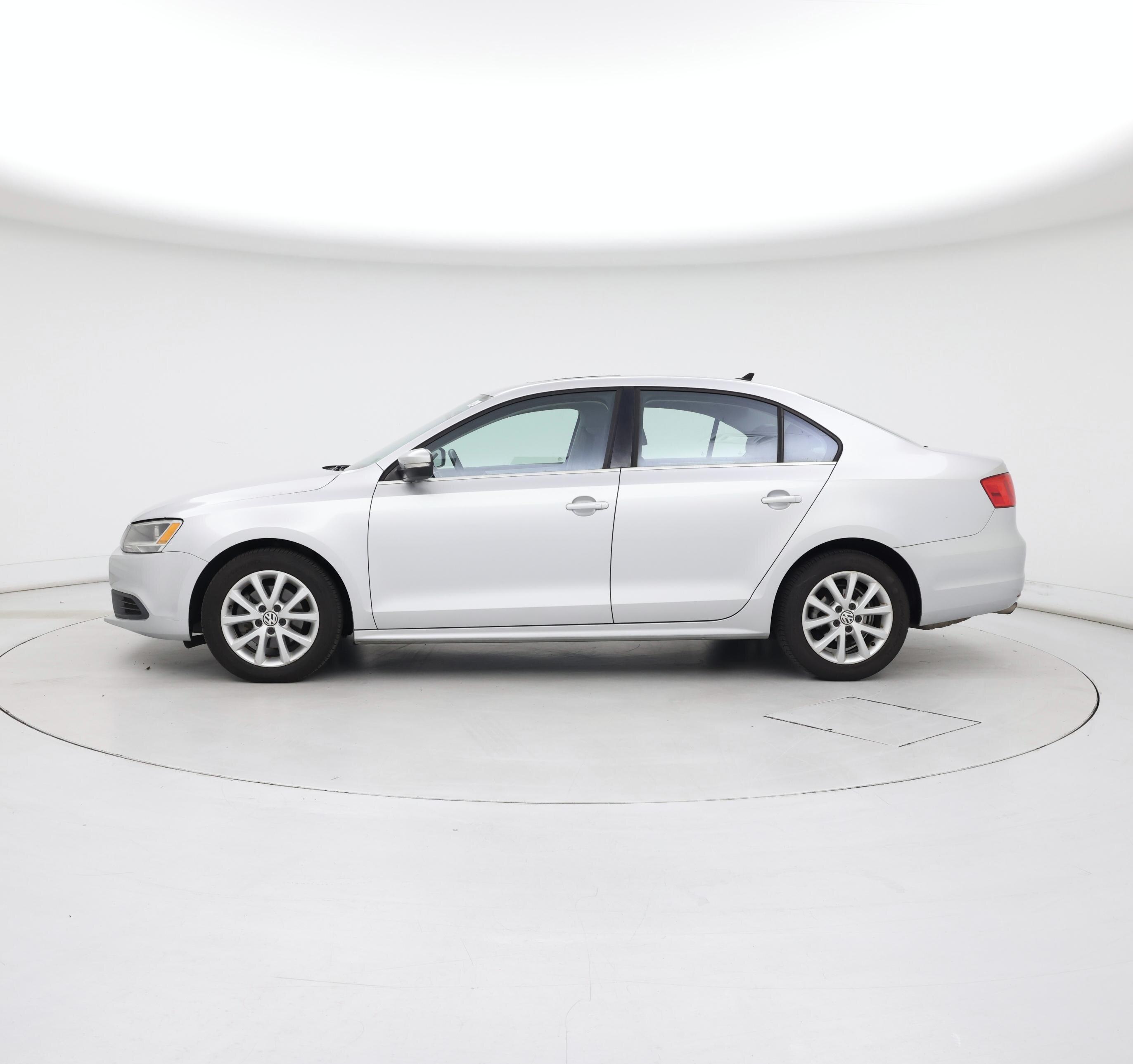 Thumbnail: 2014 Volkswagen Jetta - 3