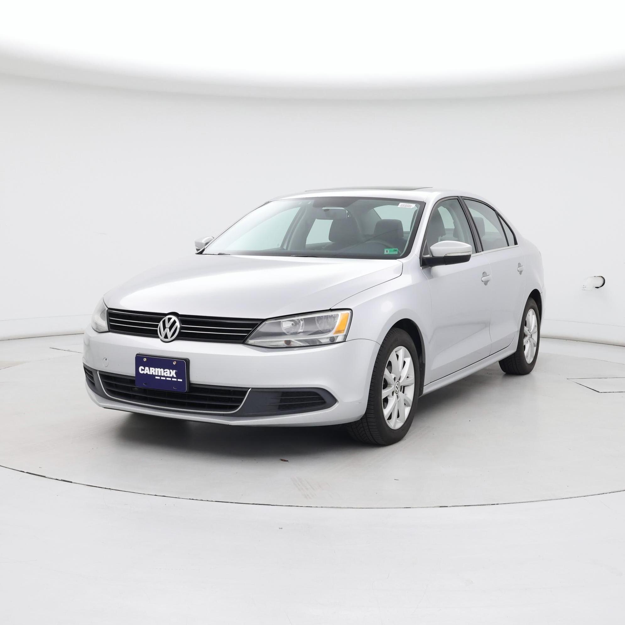 Thumbnail: 2014 Volkswagen Jetta - 4