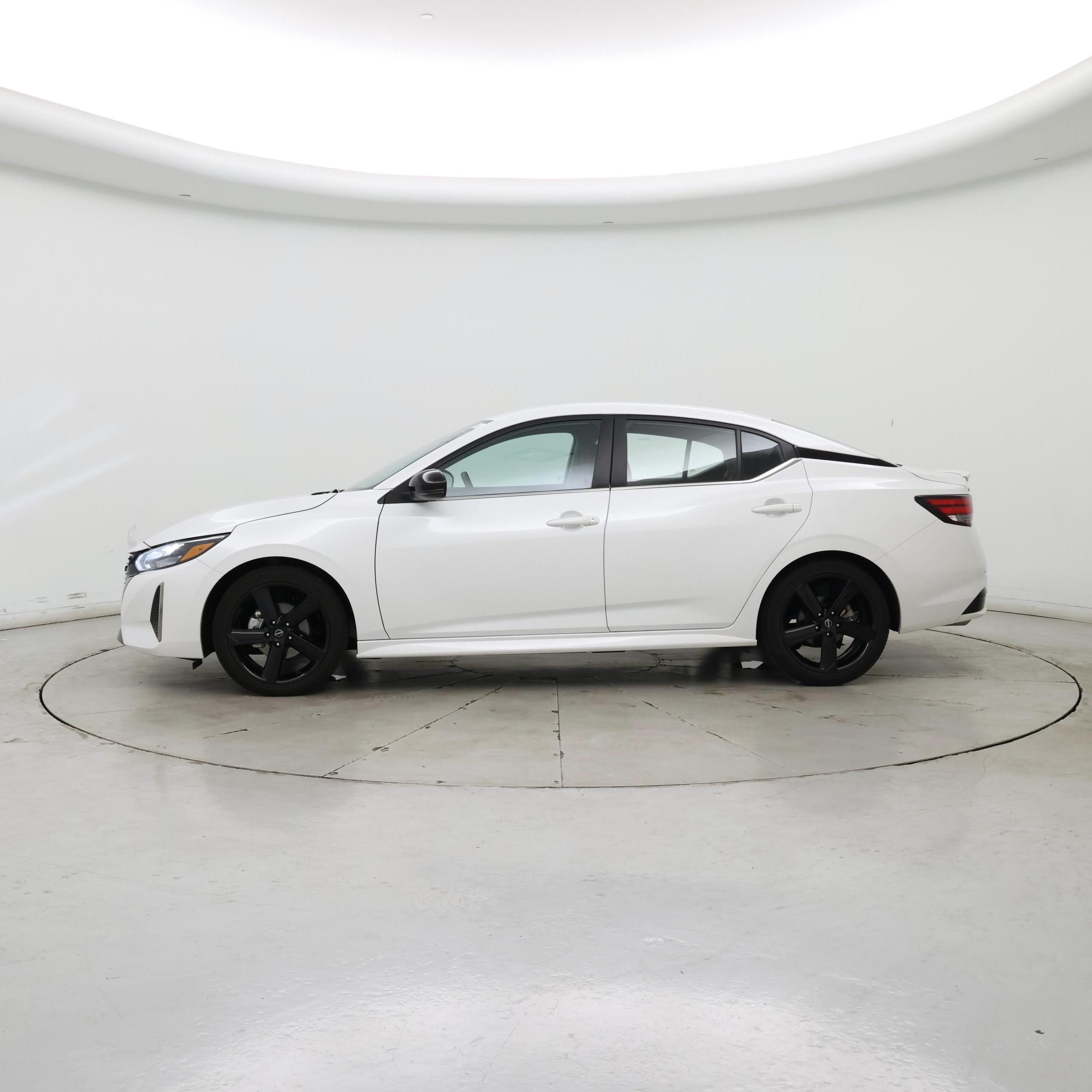 Thumbnail: 2024 Nissan Sentra - 3