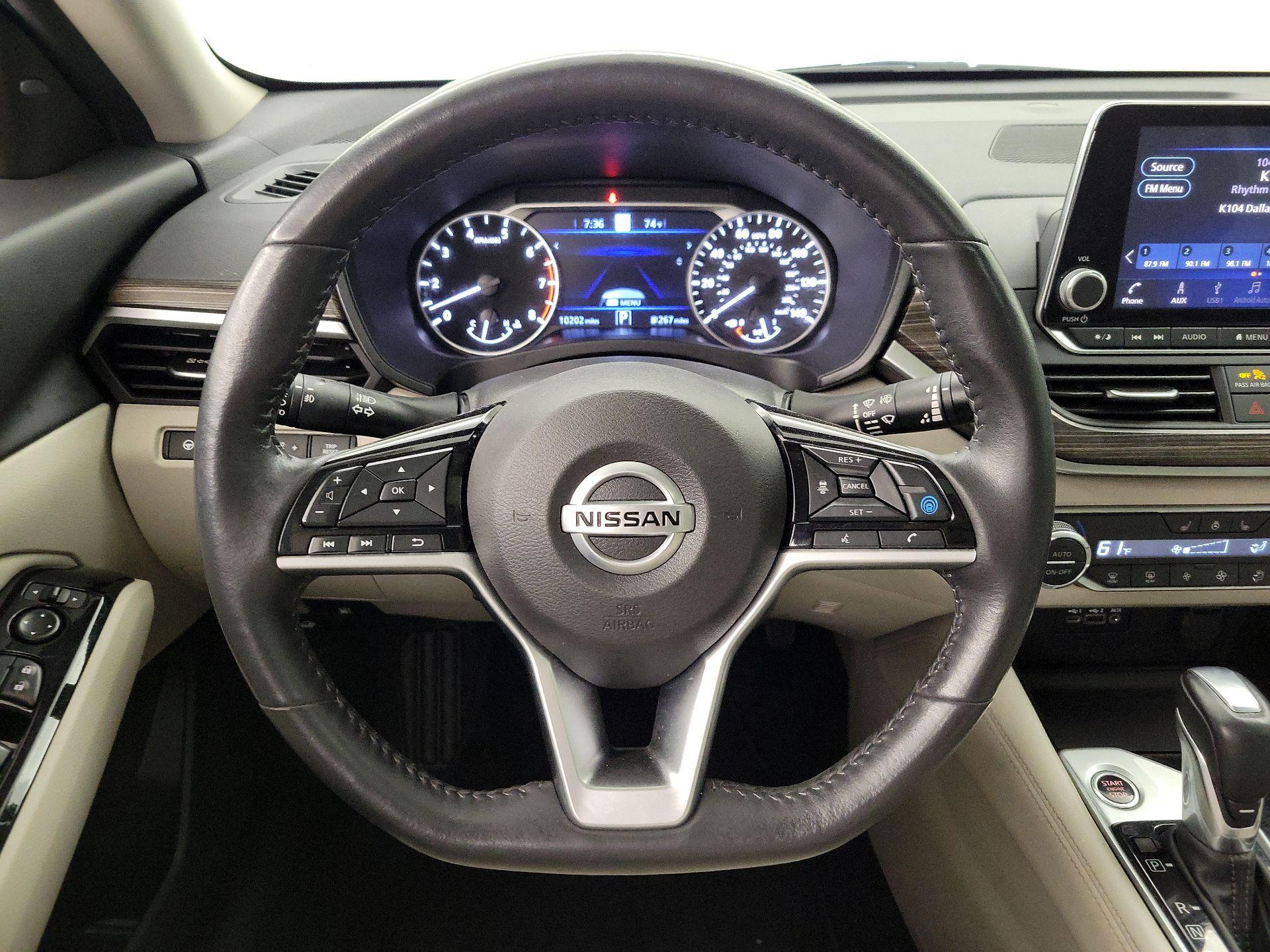 Thumbnail: 2022 Nissan Altima - 10