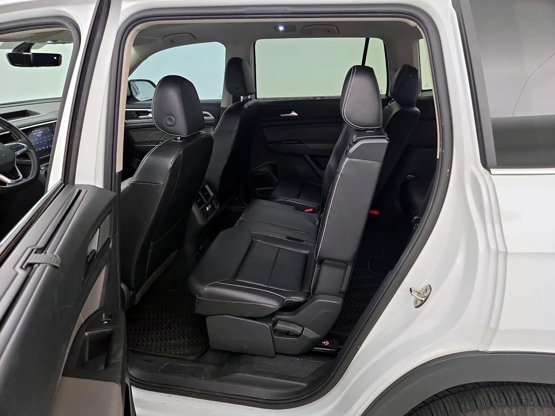 Thumbnail: 2022 Volkswagen Atlas - 20