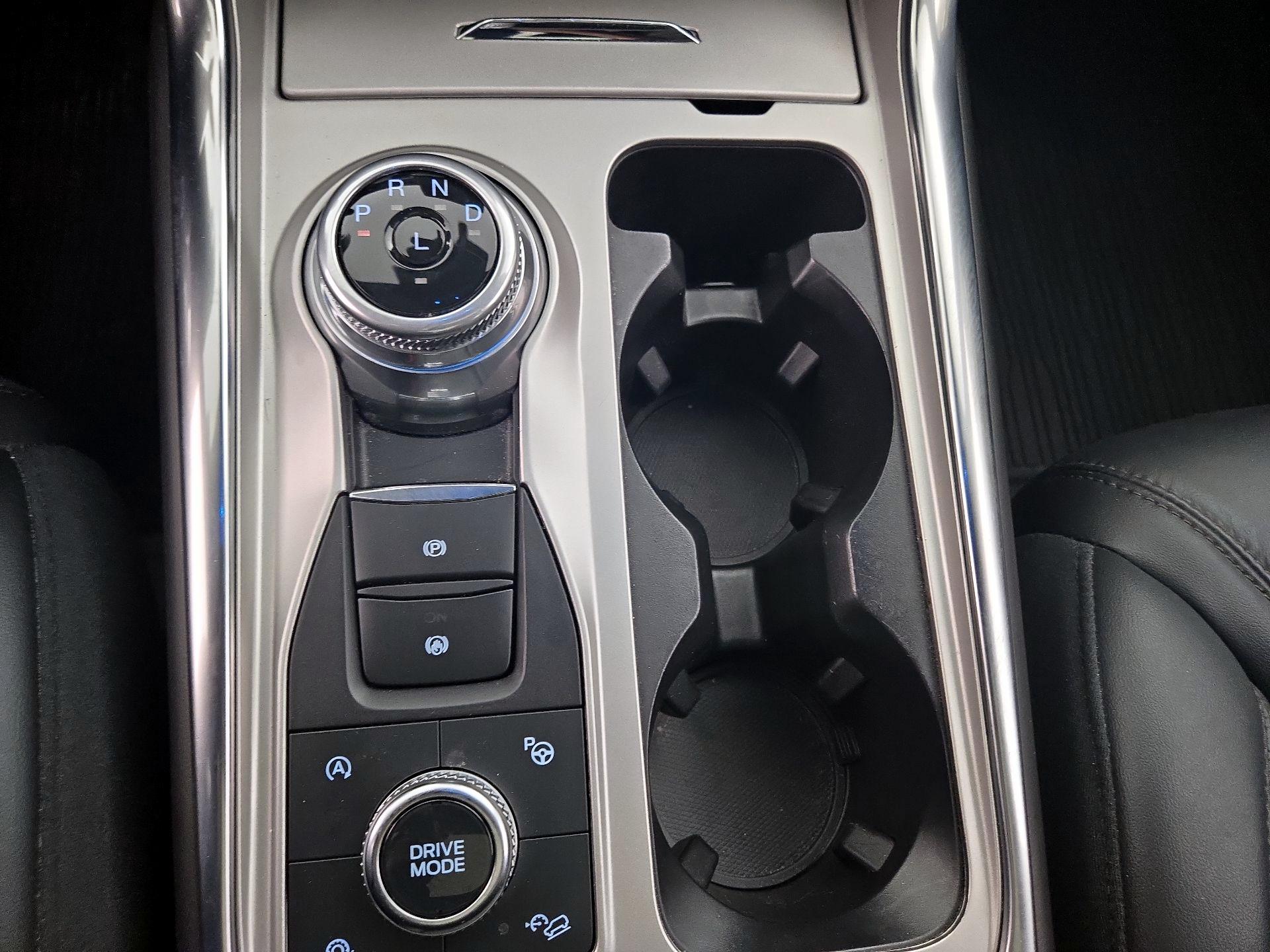Thumbnail: 2022 Ford Explorer - 18