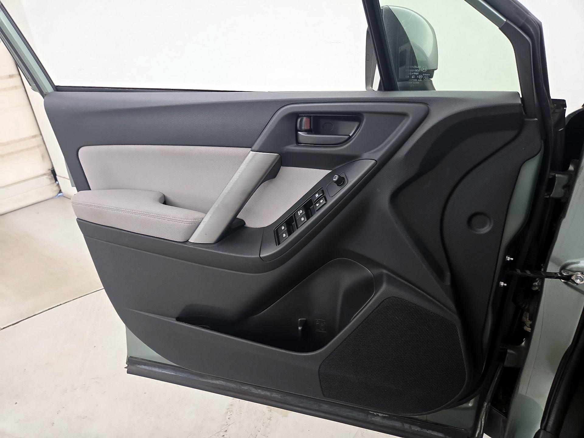 Thumbnail: 2014 Subaru Forester - 12