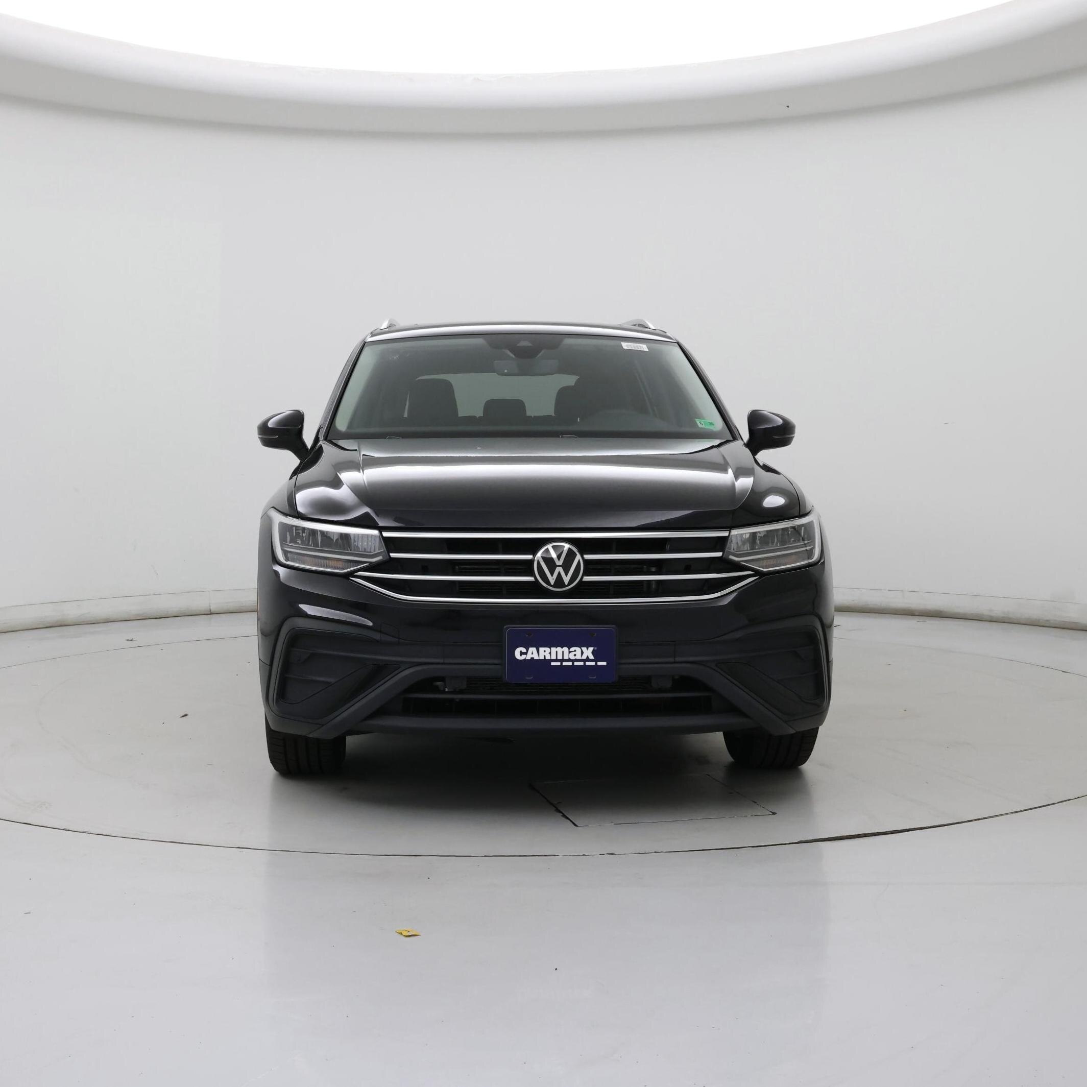 Thumbnail: 2022 Volkswagen Tiguan - 5