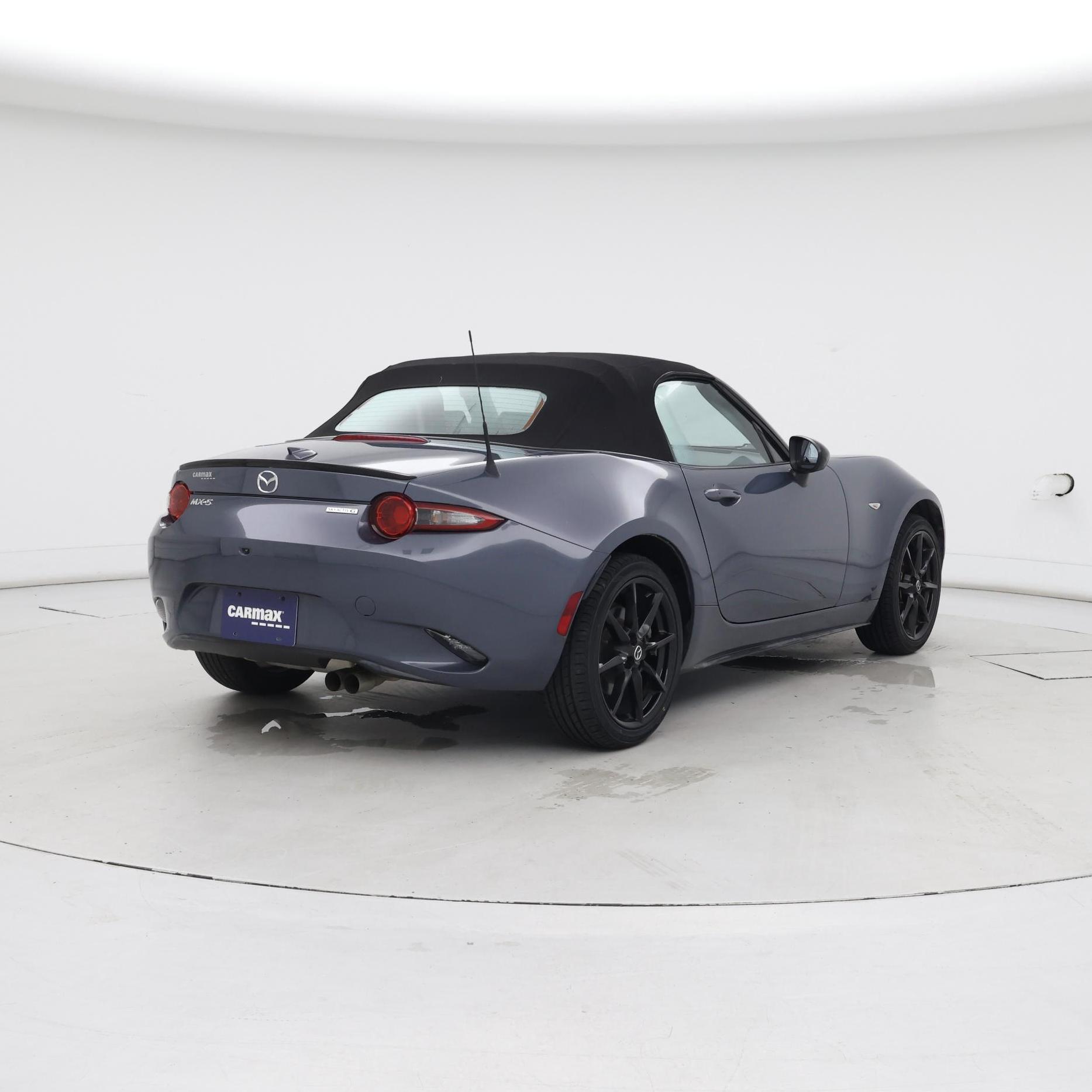 Thumbnail: 2021 Mazda MX-5 Miata - 8