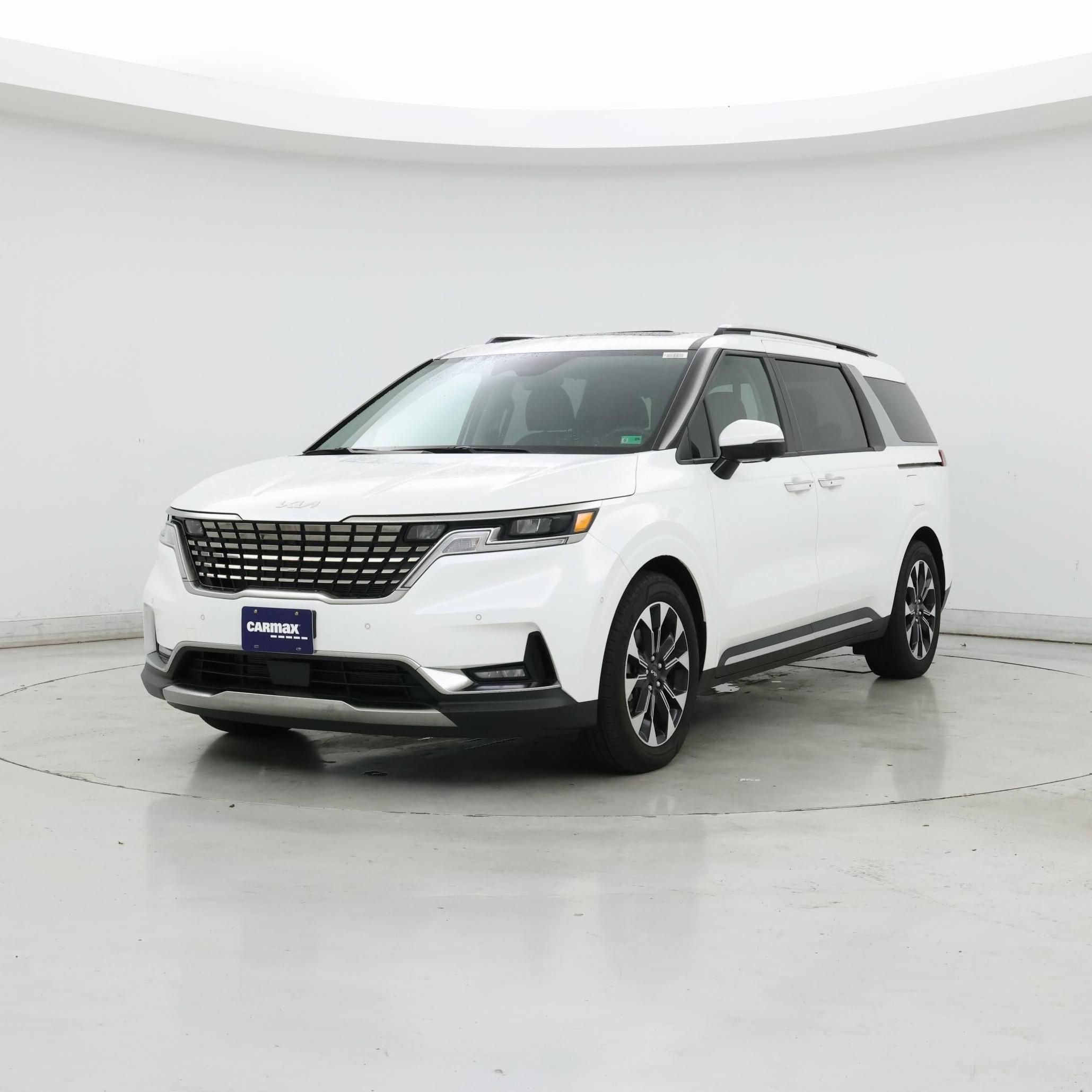 Thumbnail: 2024 Kia Carnival - 4