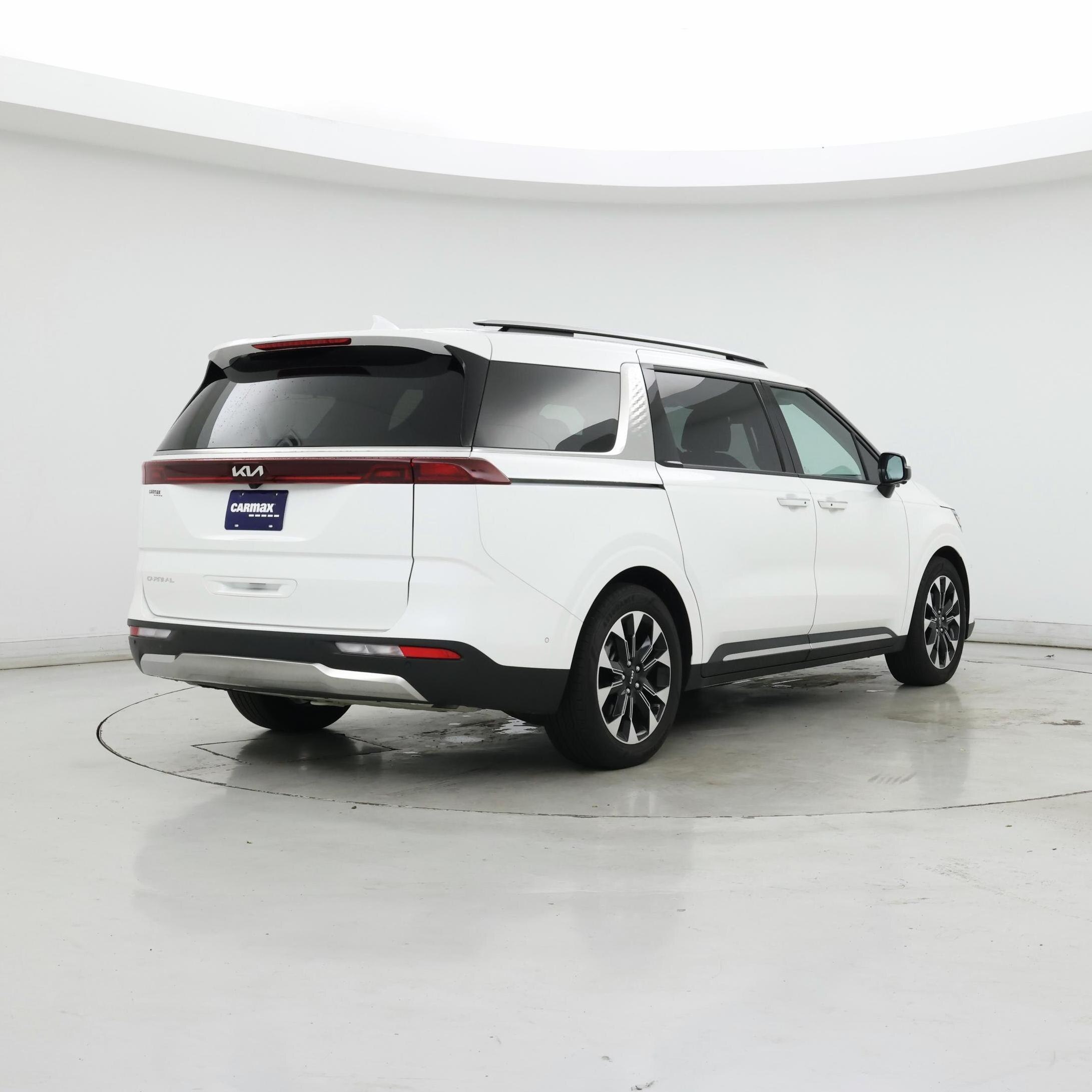 Thumbnail: 2024 Kia Carnival - 8