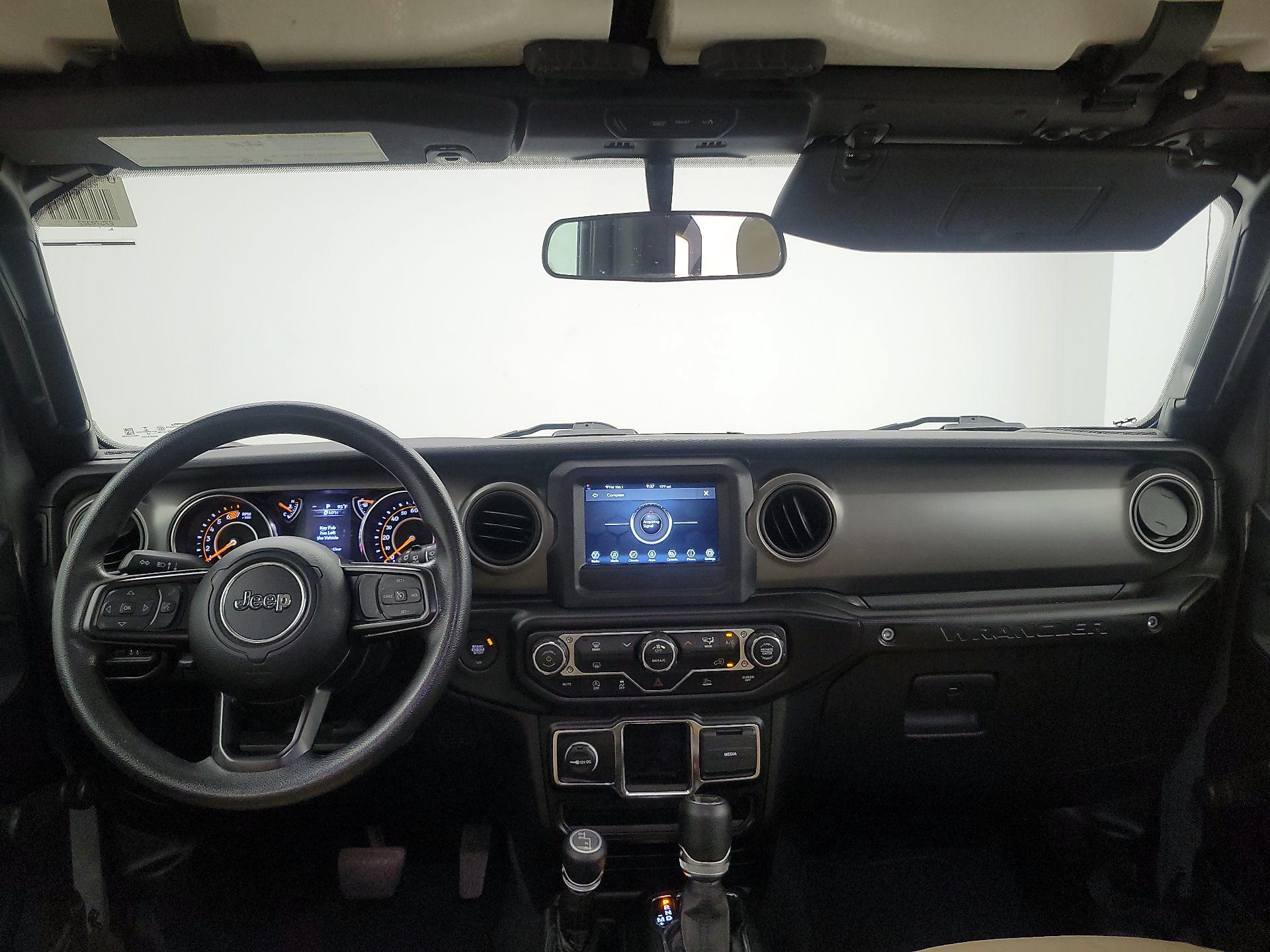 Thumbnail: 2022 Jeep Wrangler - 9