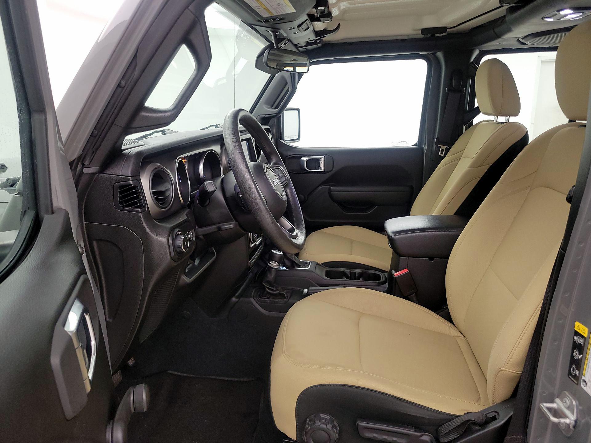 Thumbnail: 2022 Jeep Wrangler - 11
