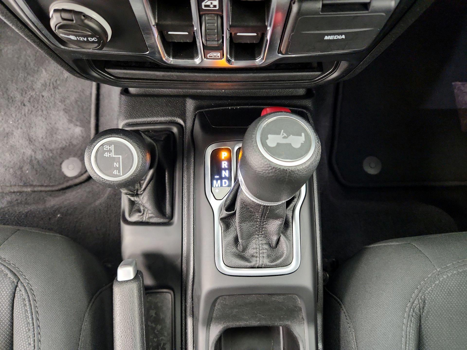 Thumbnail: 2021 Jeep Wrangler - 17