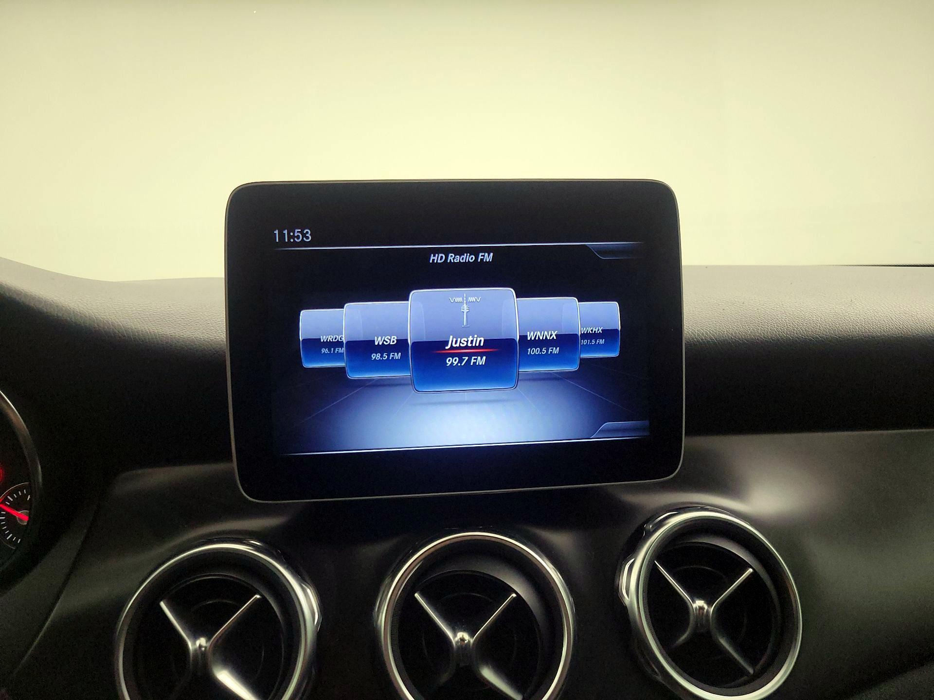 Thumbnail: 2020 Mercedes-Benz GLA - 13
