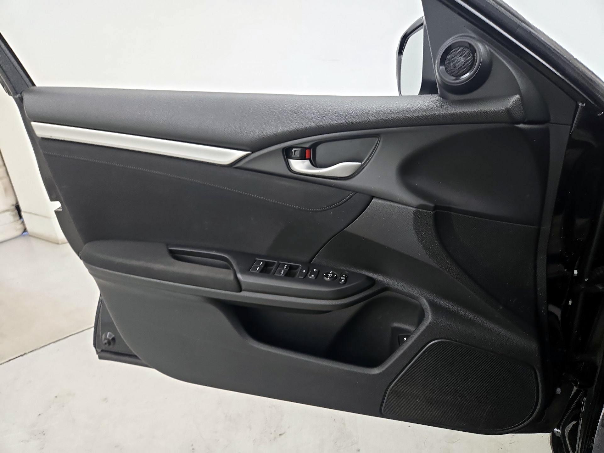 Thumbnail: 2019 Honda Civic - 12