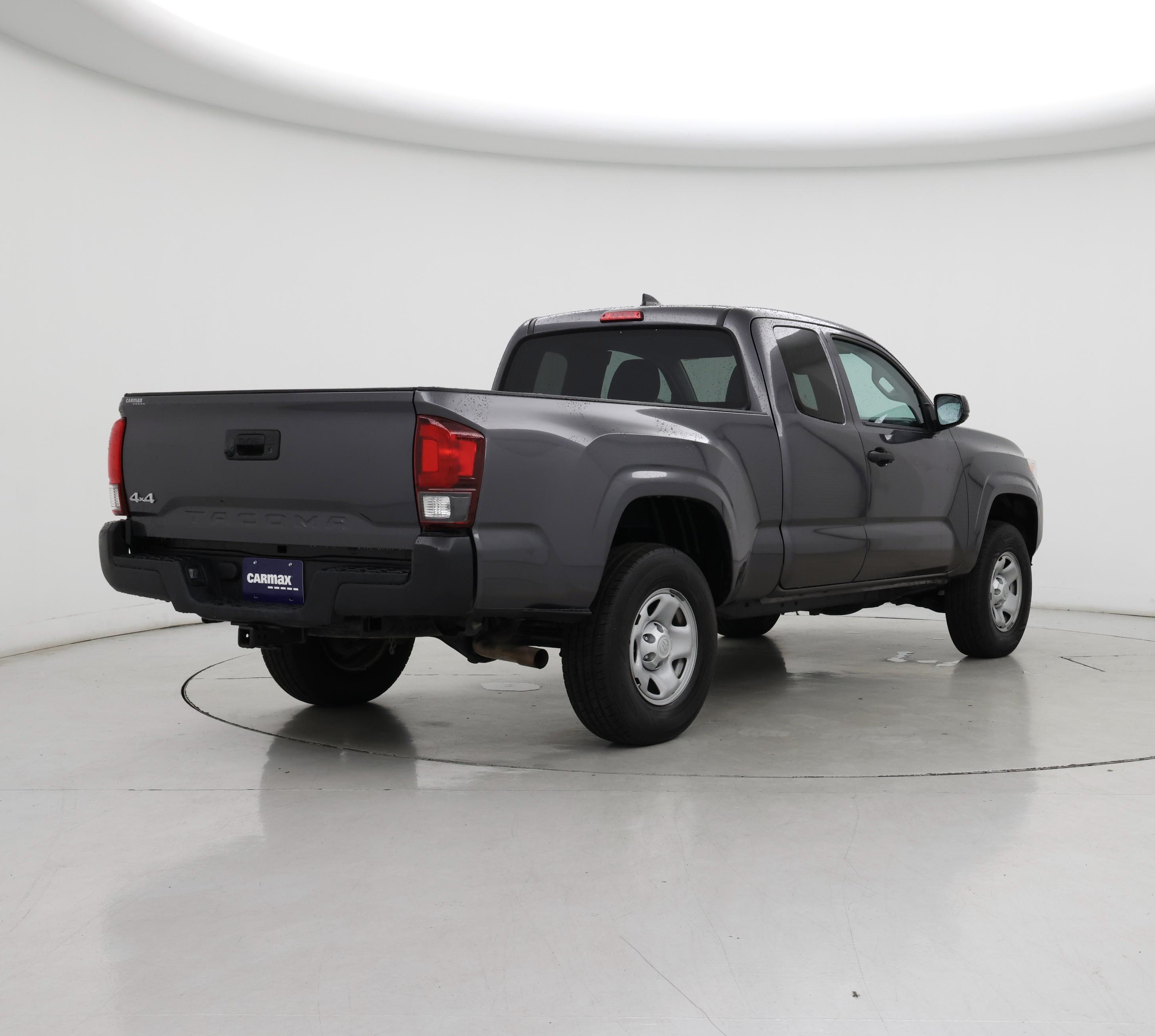 Thumbnail: 2019 Toyota Tacoma - 8