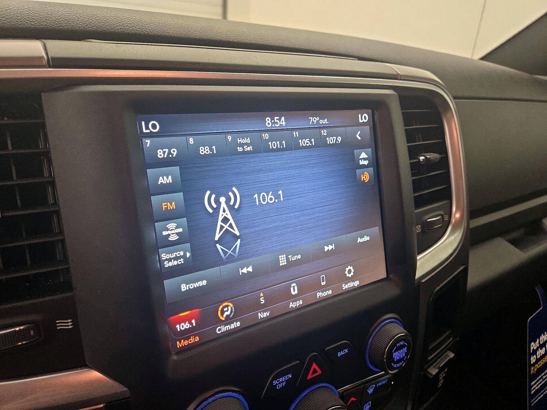 Thumbnail: 2021 RAM 1500 Classic - 16