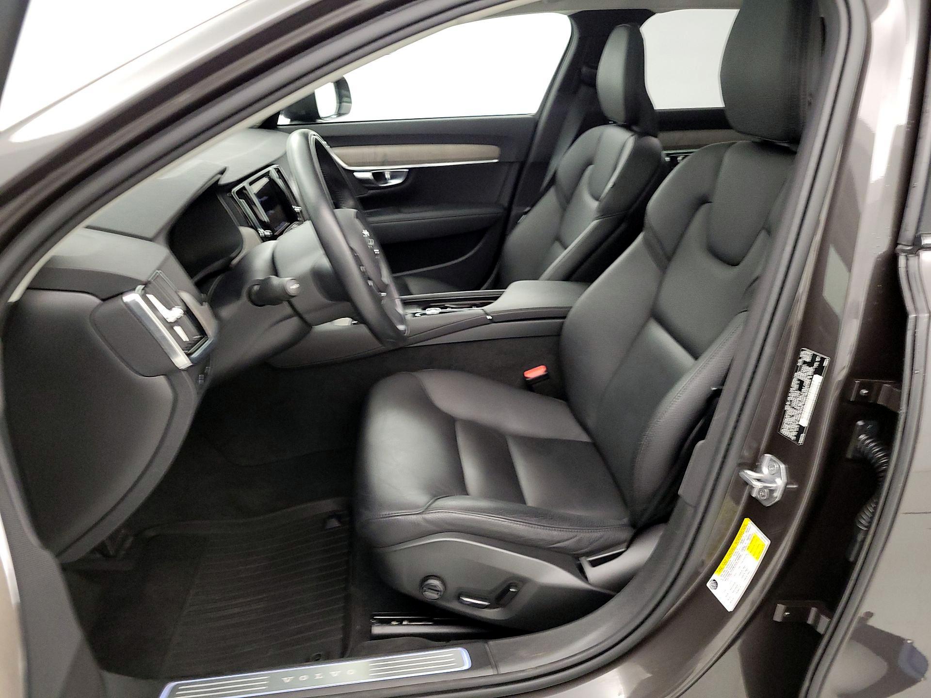 Thumbnail: 2021 Volvo S90 - 11