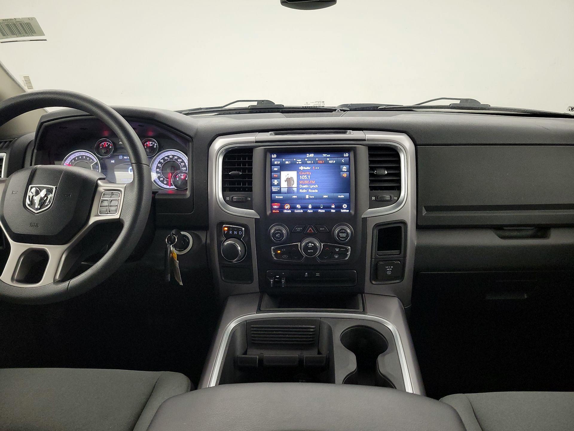 Thumbnail: 2023 RAM 1500 Classic - 9
