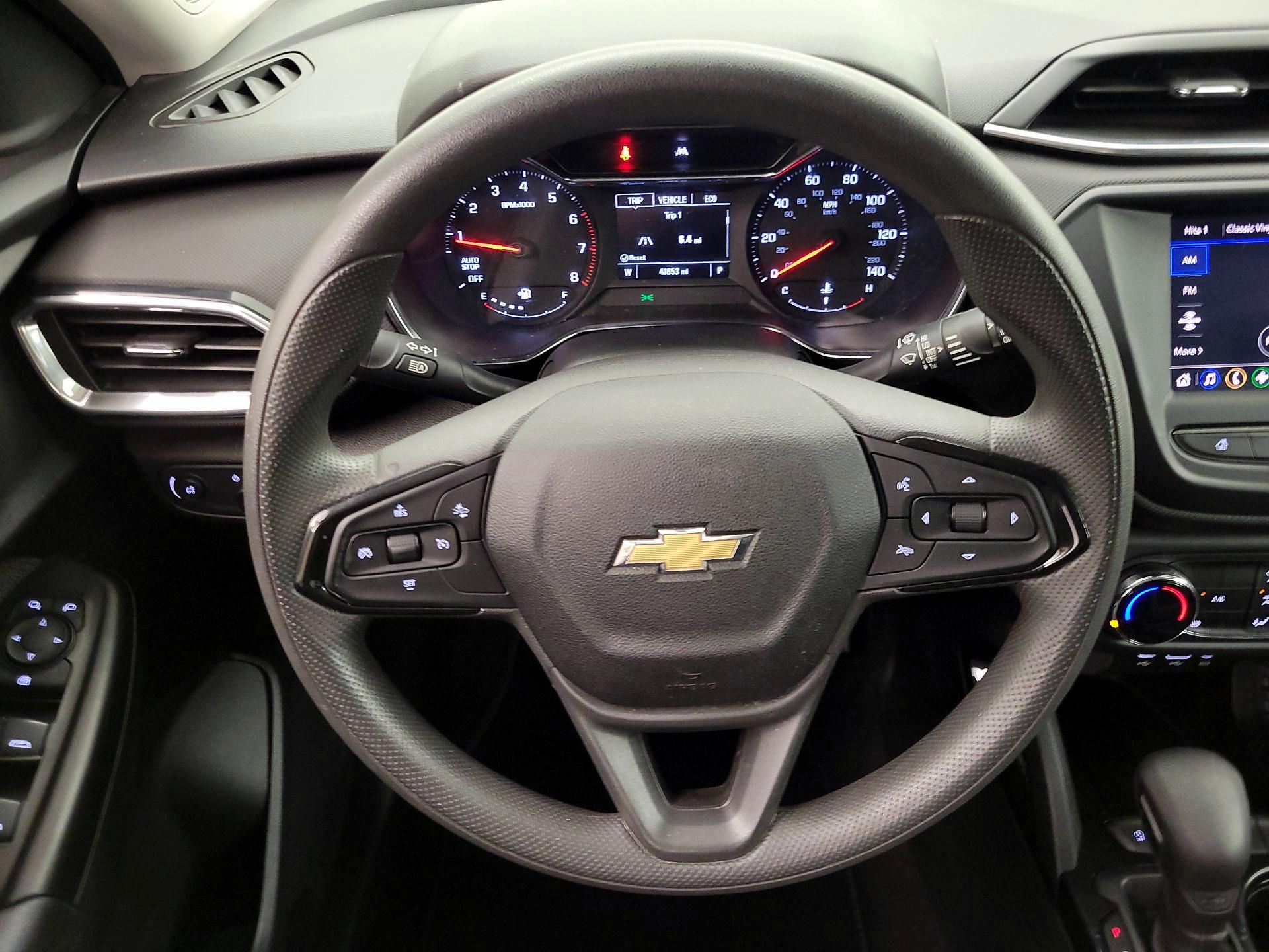 Thumbnail: 2022 Chevrolet TrailBlazer - 10