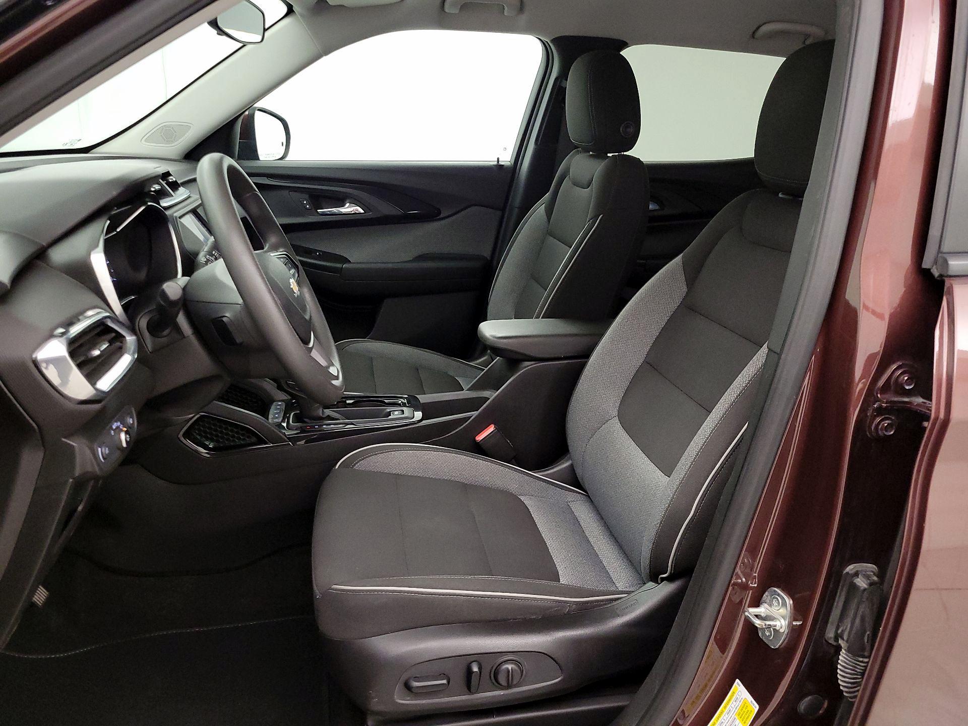 Thumbnail: 2022 Chevrolet TrailBlazer - 11