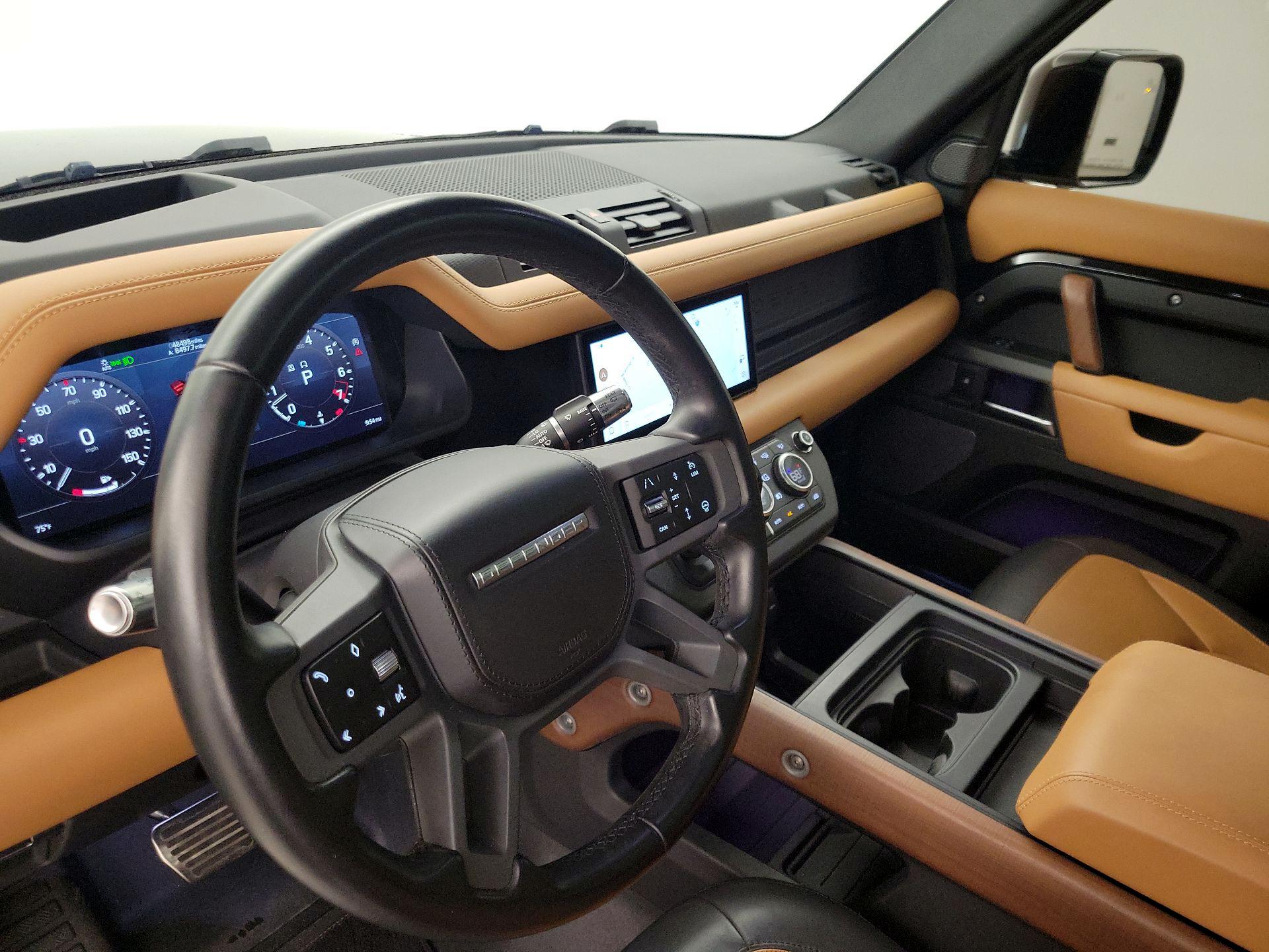 Thumbnail: 2021 Land Rover Defender - 9