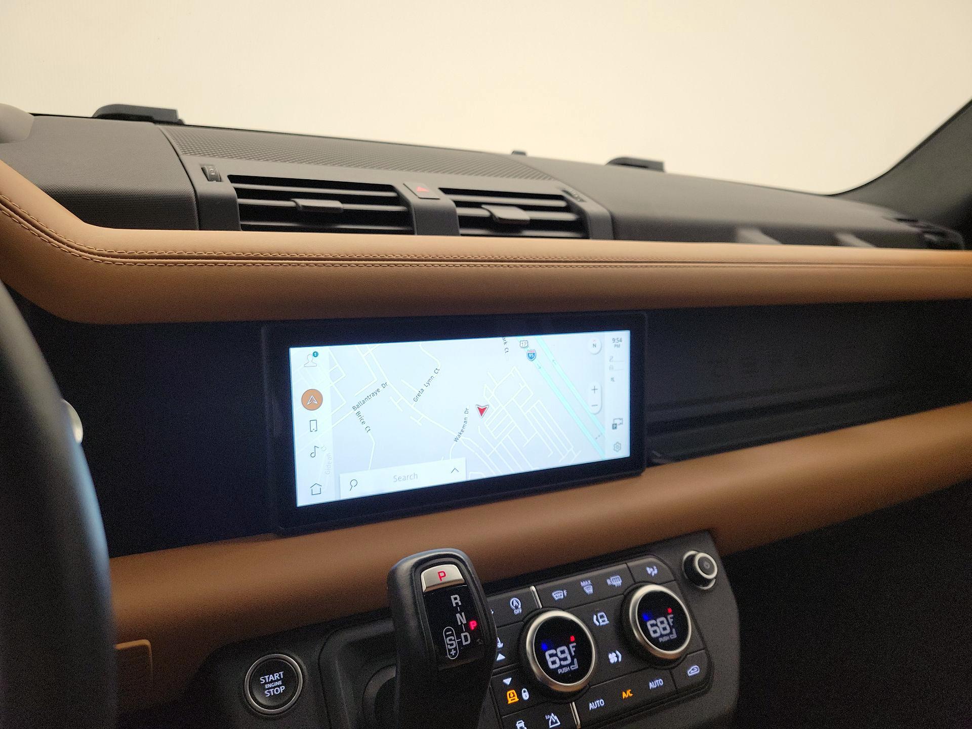 Thumbnail: 2021 Land Rover Defender - 14