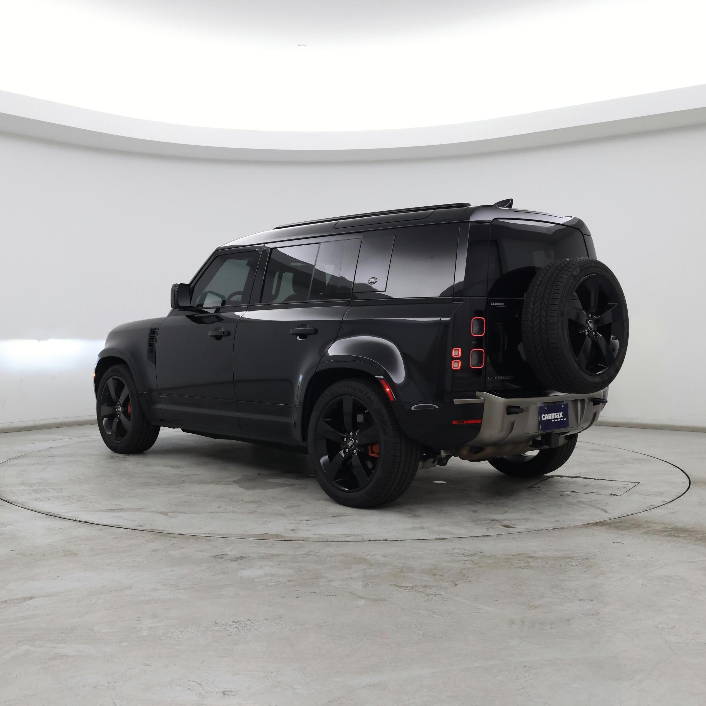 Thumbnail: 2021 Land Rover Defender - 2