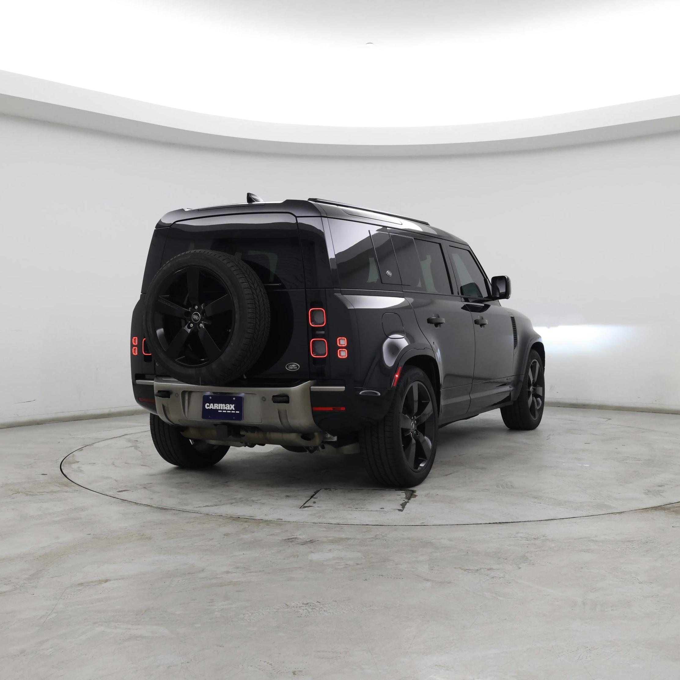 Thumbnail: 2021 Land Rover Defender - 8