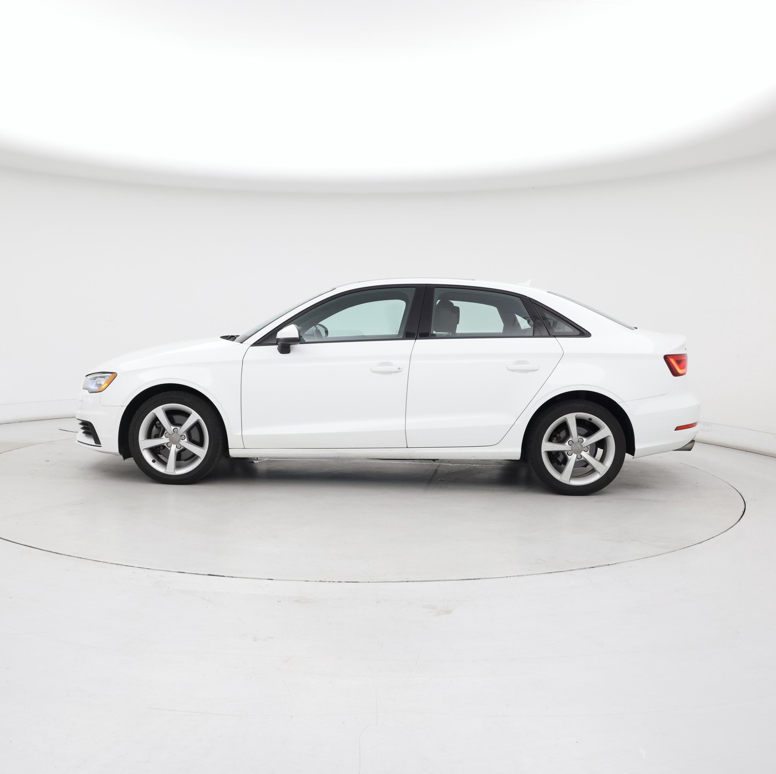 Thumbnail: 2016 Audi A3 - 3