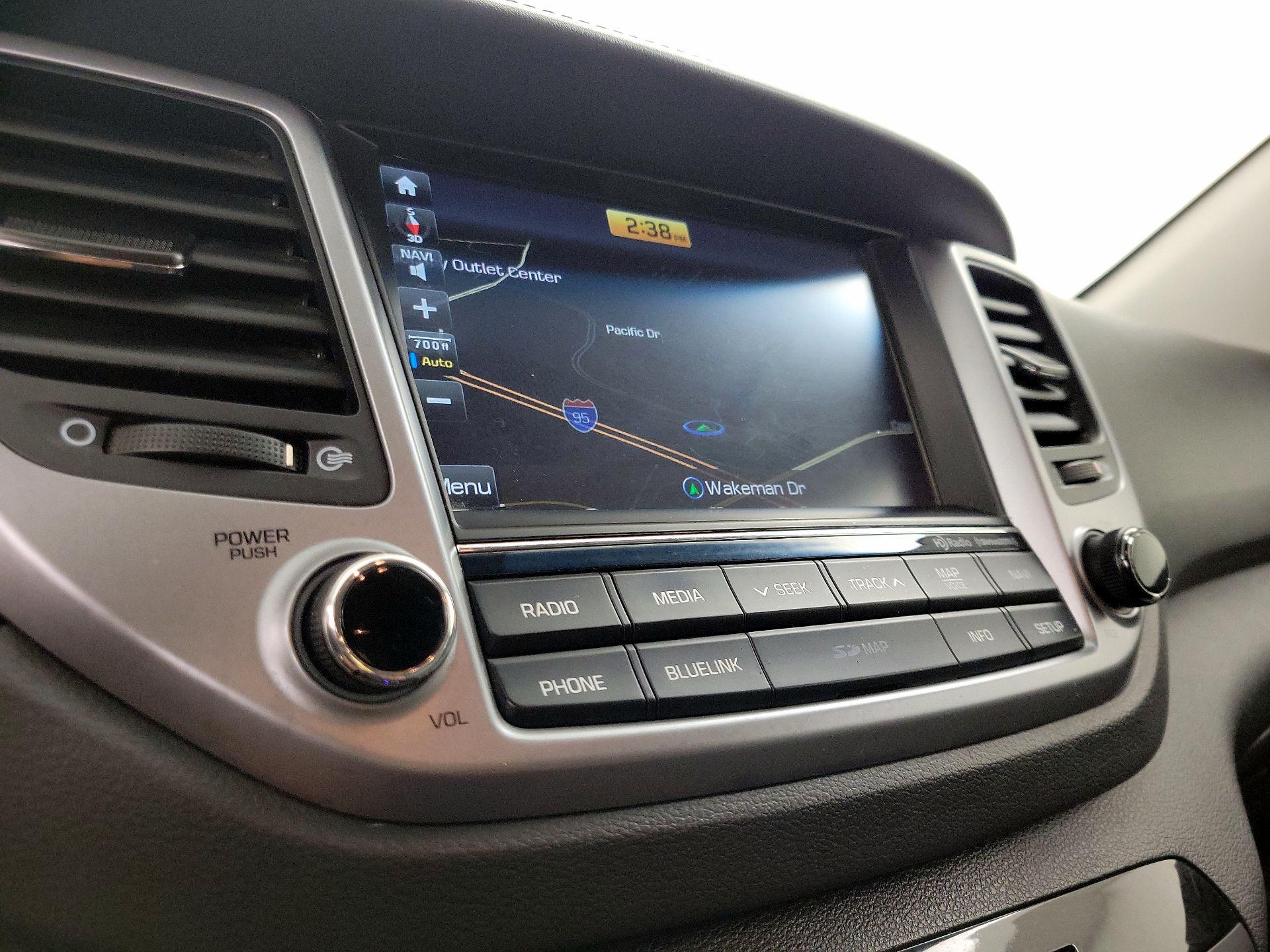 Thumbnail: 2016 Hyundai Tucson - 14