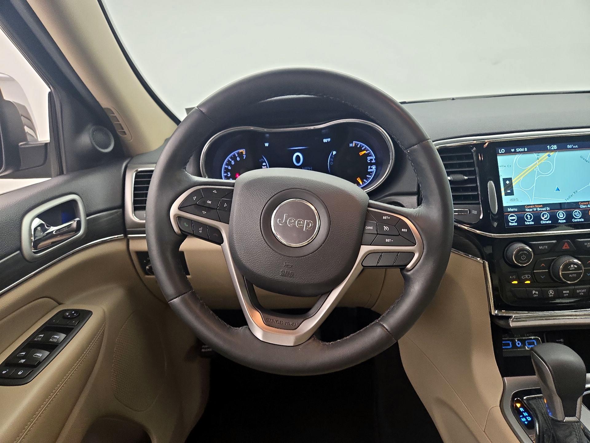 Thumbnail: 2019 Jeep Grand Cherokee - 10