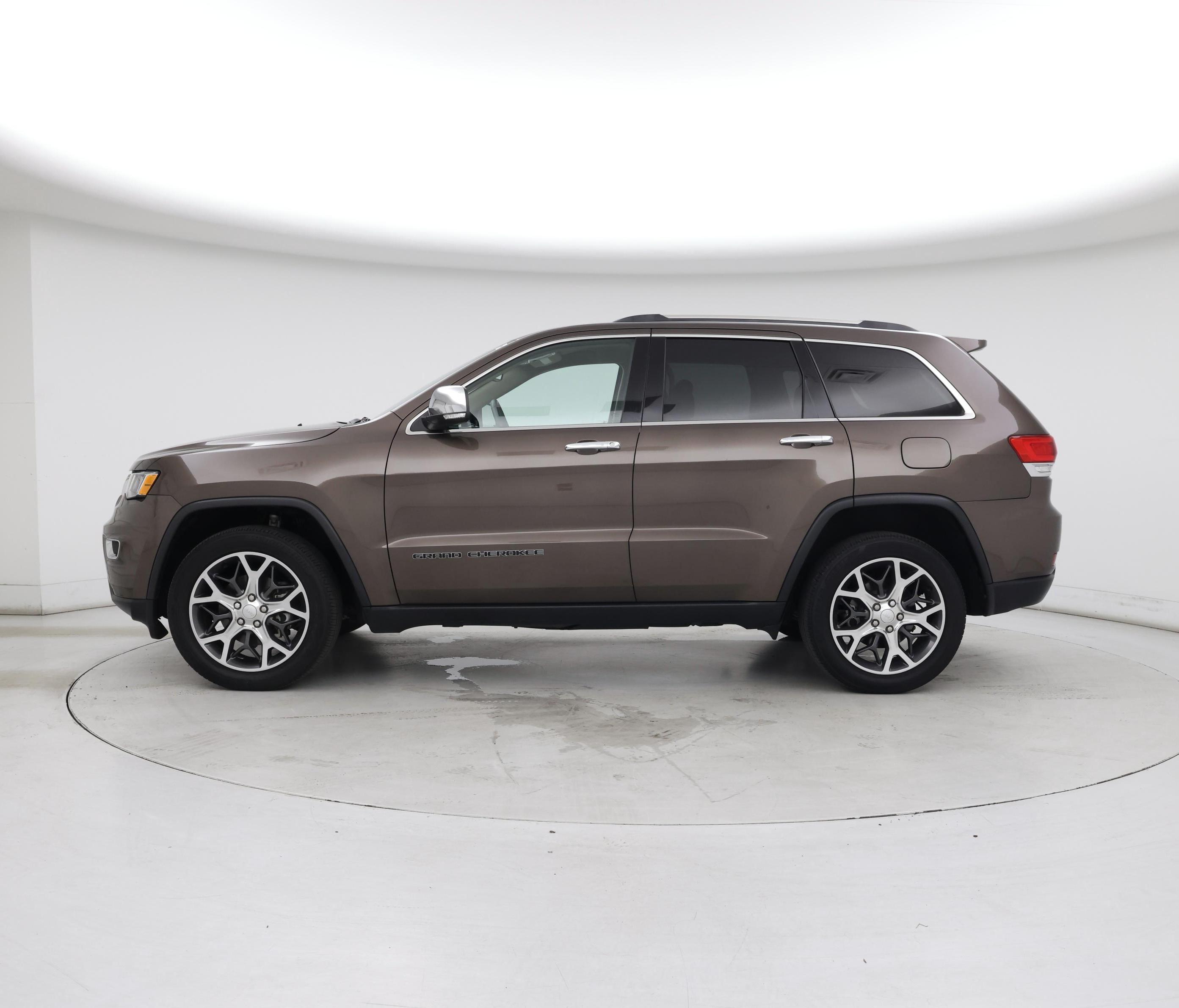 Thumbnail: 2019 Jeep Grand Cherokee - 3
