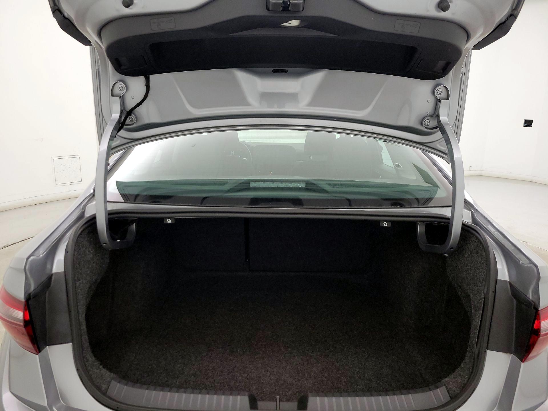 Thumbnail: 2024 Volkswagen Jetta - 20