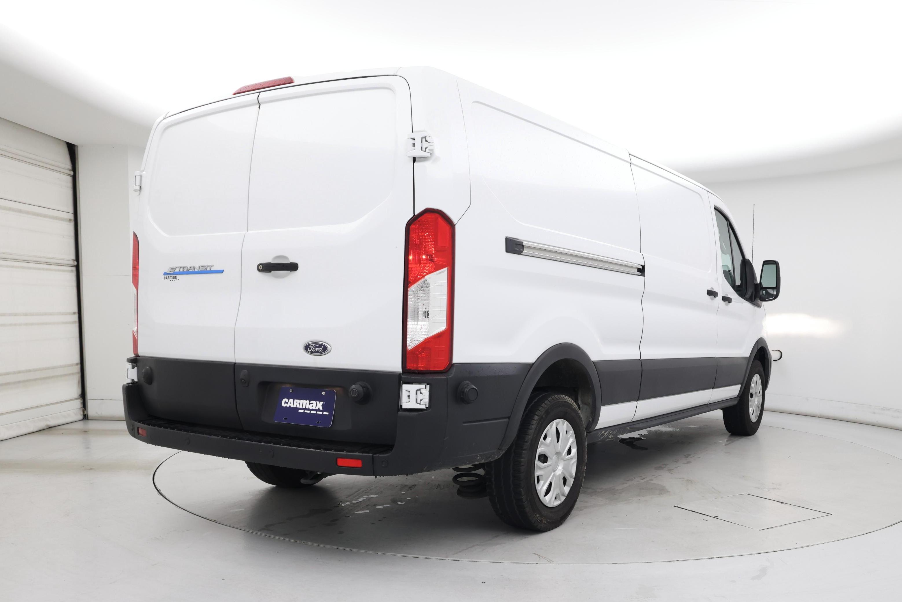 Thumbnail: 2023 Ford Econoline - 8