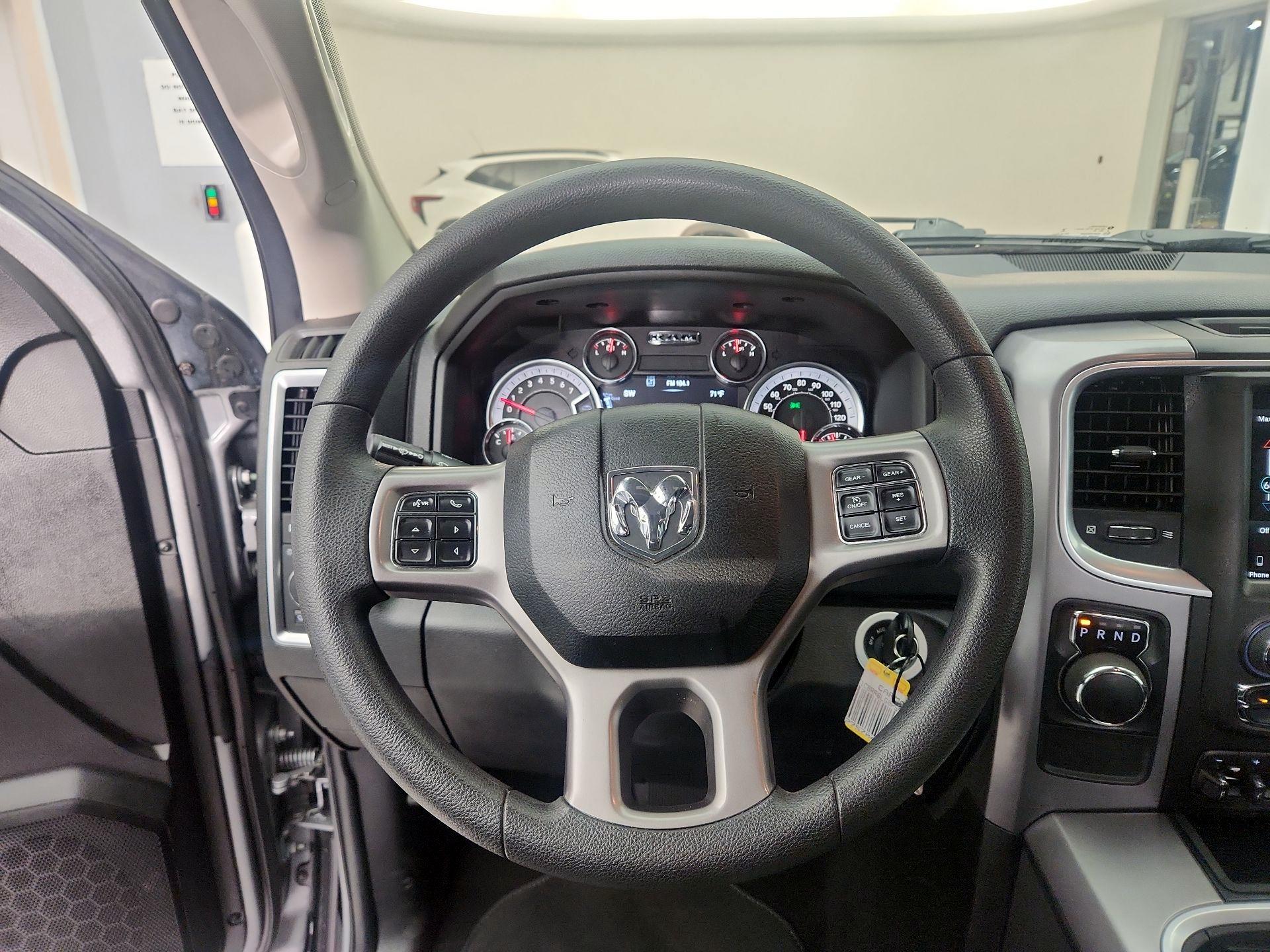 Thumbnail: 2023 RAM 1500 Classic - 10