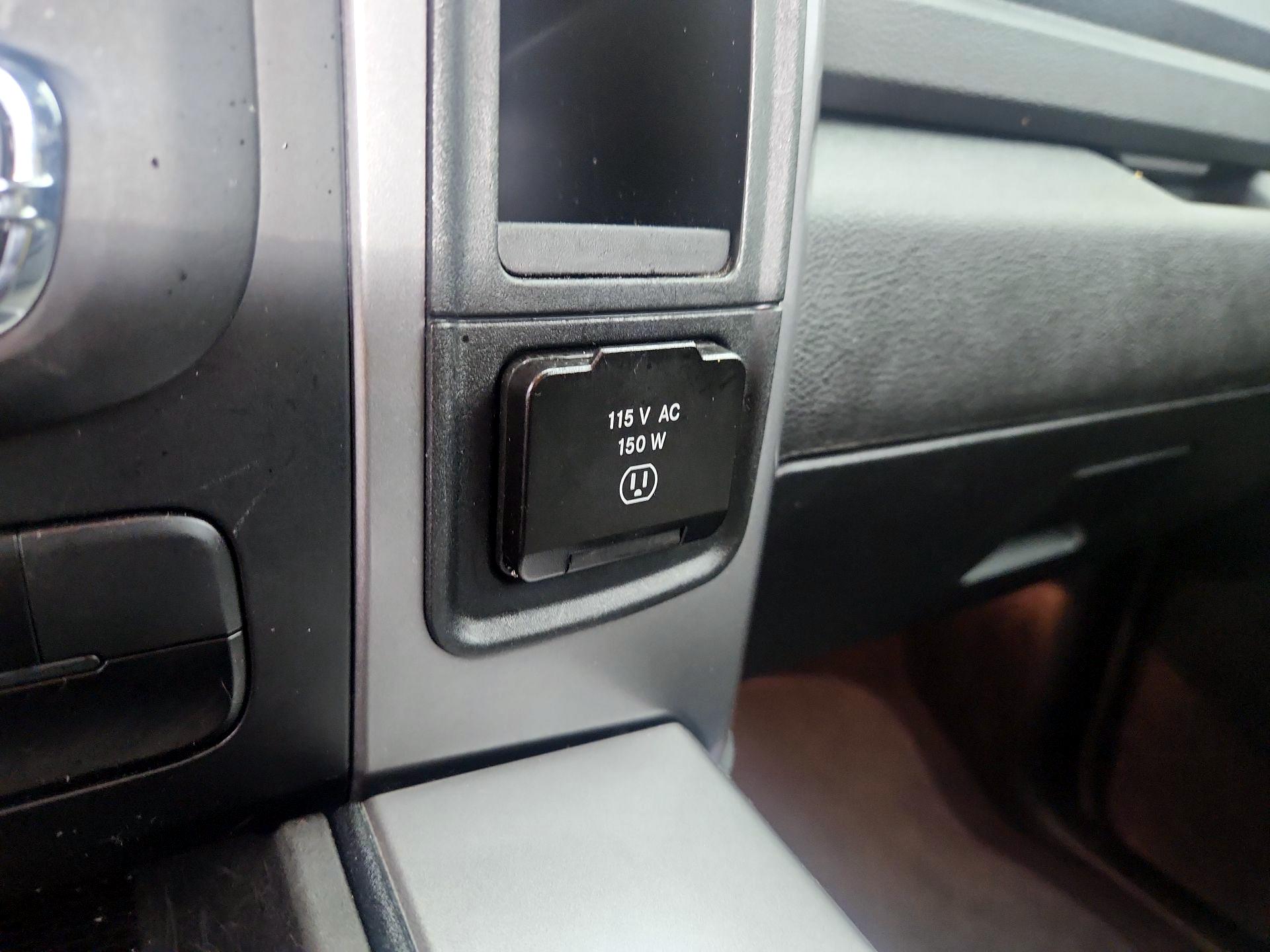 Thumbnail: 2023 RAM 1500 Classic - 19