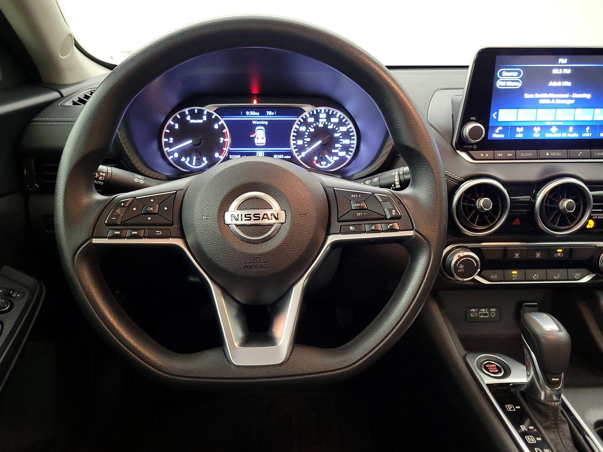 Thumbnail: 2023 Nissan Sentra - 10