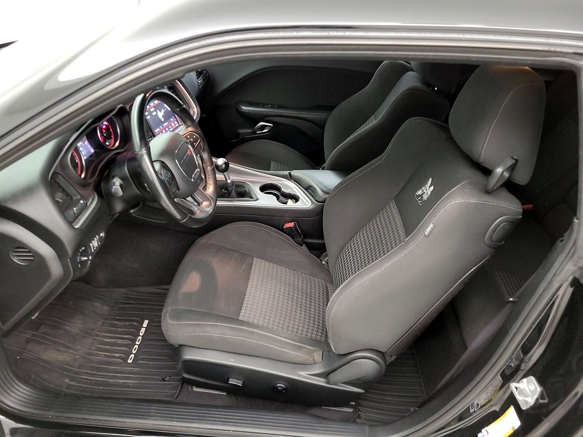 Thumbnail: 2019 Dodge Challenger - 11